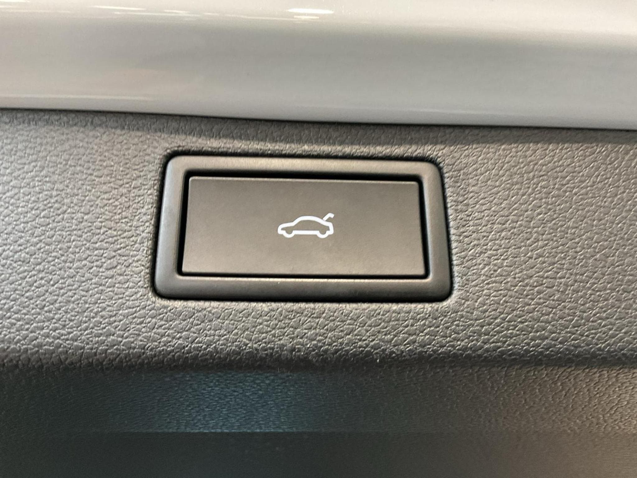 Skoda Kamiq Monte-Carlo+DSG+LED+NAVI+Pano (2025) - Photo 19
