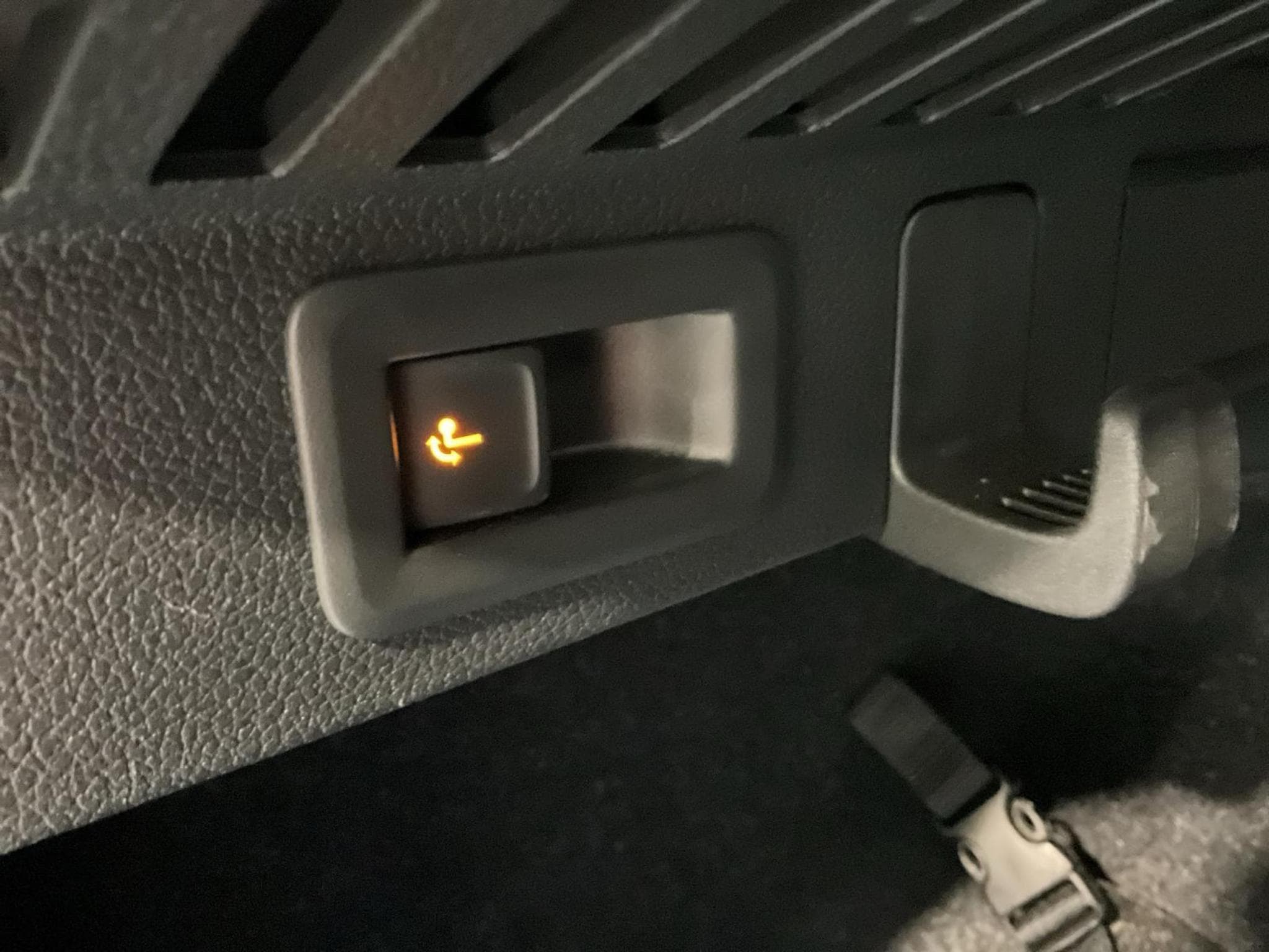Skoda Kamiq Monte-Carlo+DSG+LED+NAVI+Pano (2025) - Photo 20