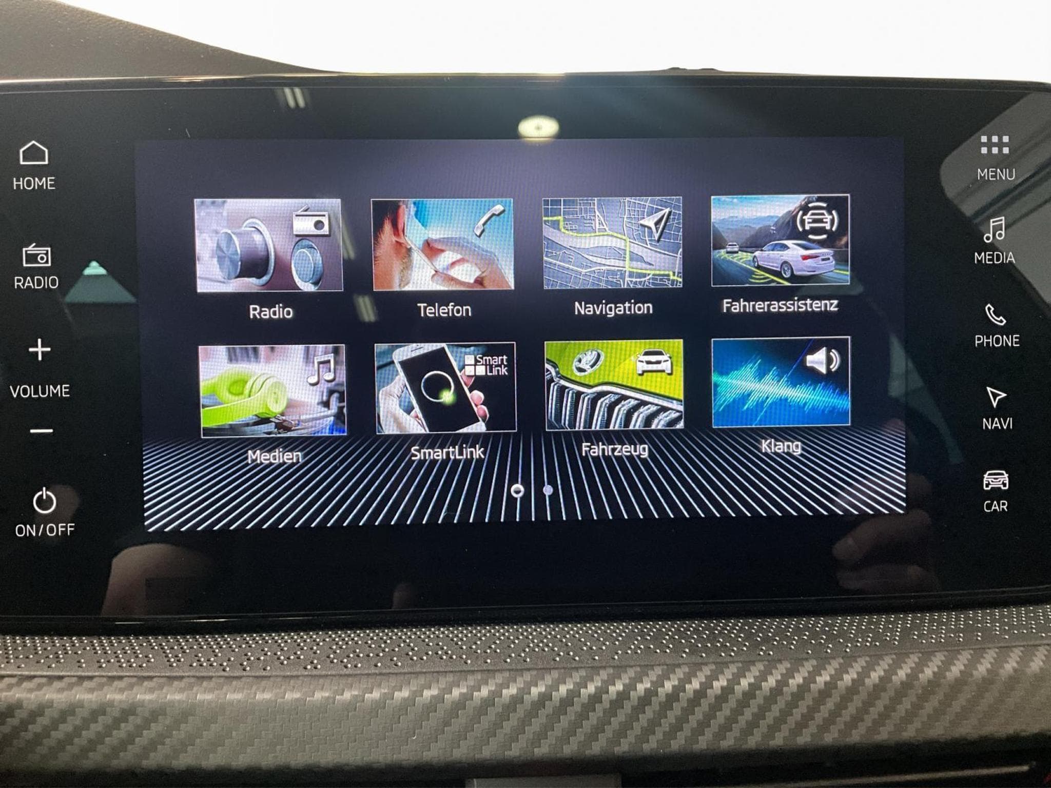 Skoda Kamiq Monte-Carlo+DSG+Led+Navi+Pano (2025) - Photo 13