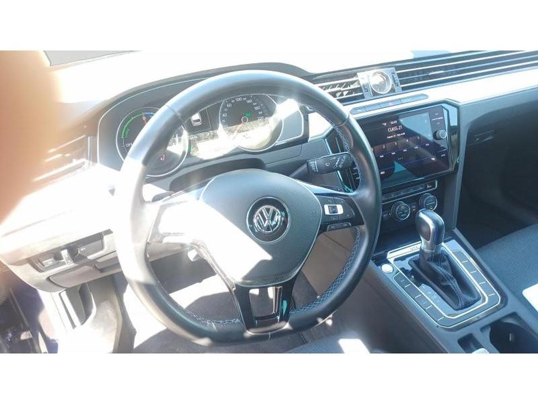 VW Passat GTE (2018) - Photo 19