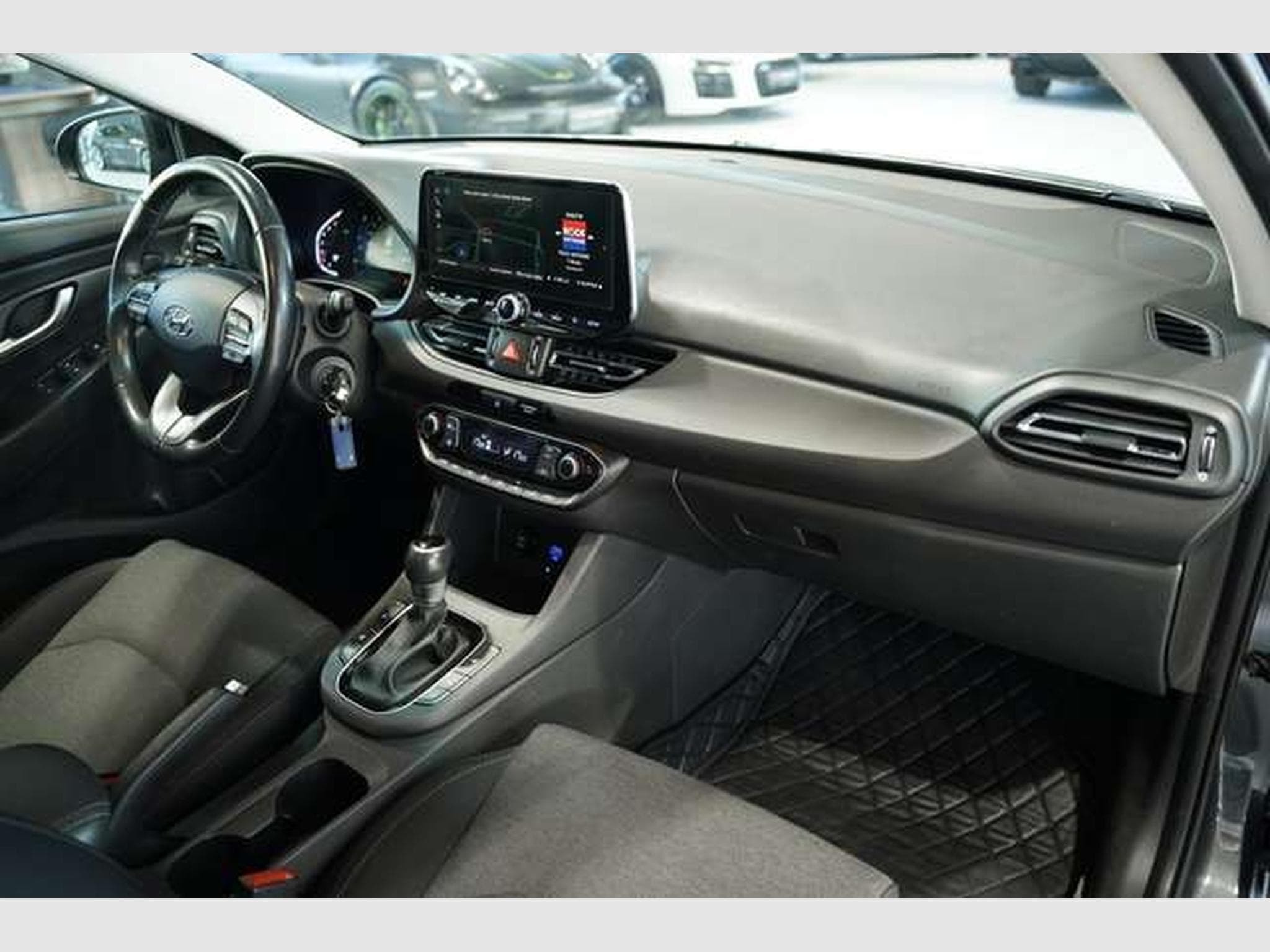 Hyundai i30 DCT Intro Edition *Klima *Navigation (2020) - Photo 15