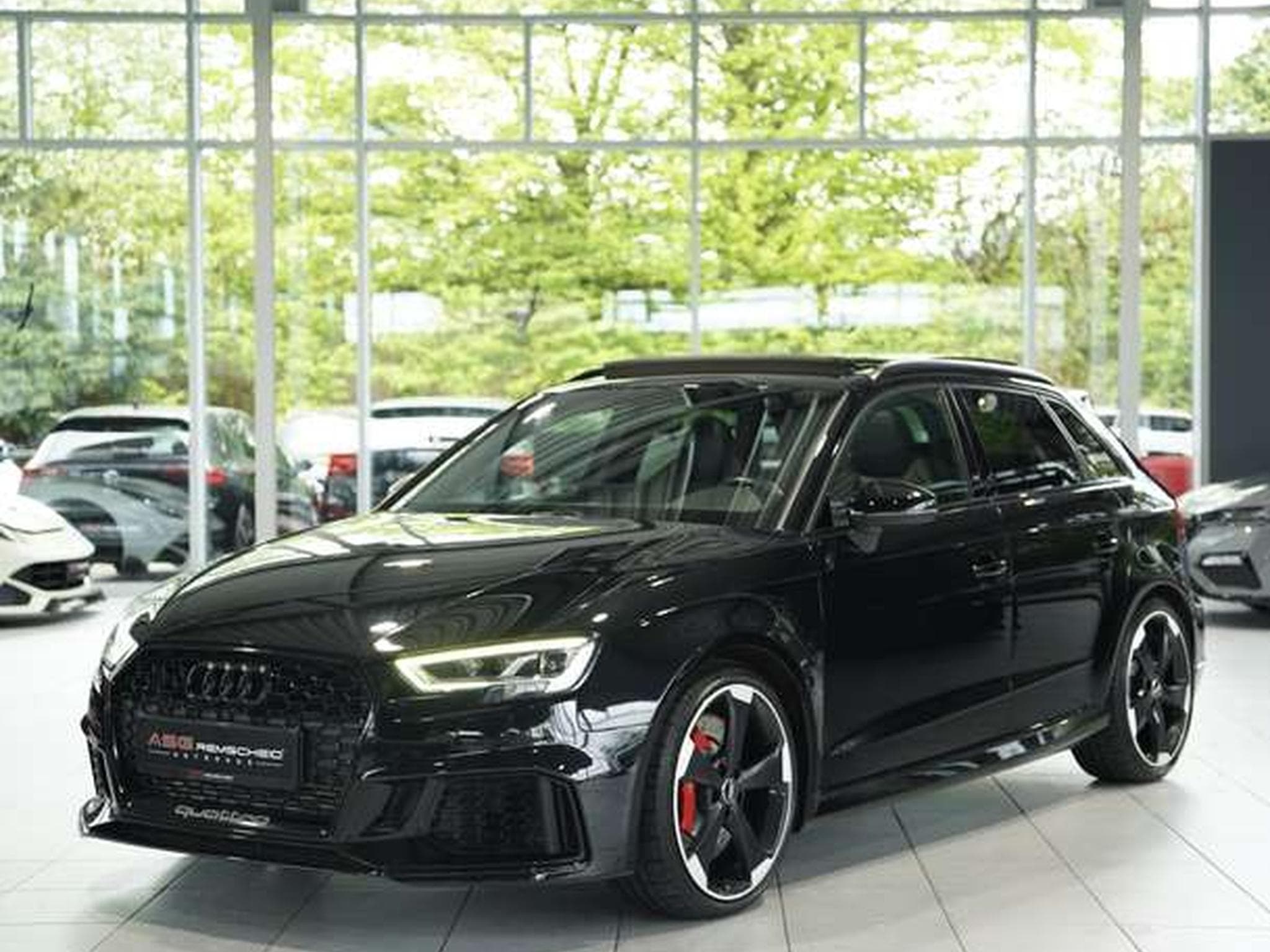 Audi RS3 2.5 TFSI quattro*Schale*Pano*RS-AGA*1H*B&O* (2019) - Photo 4