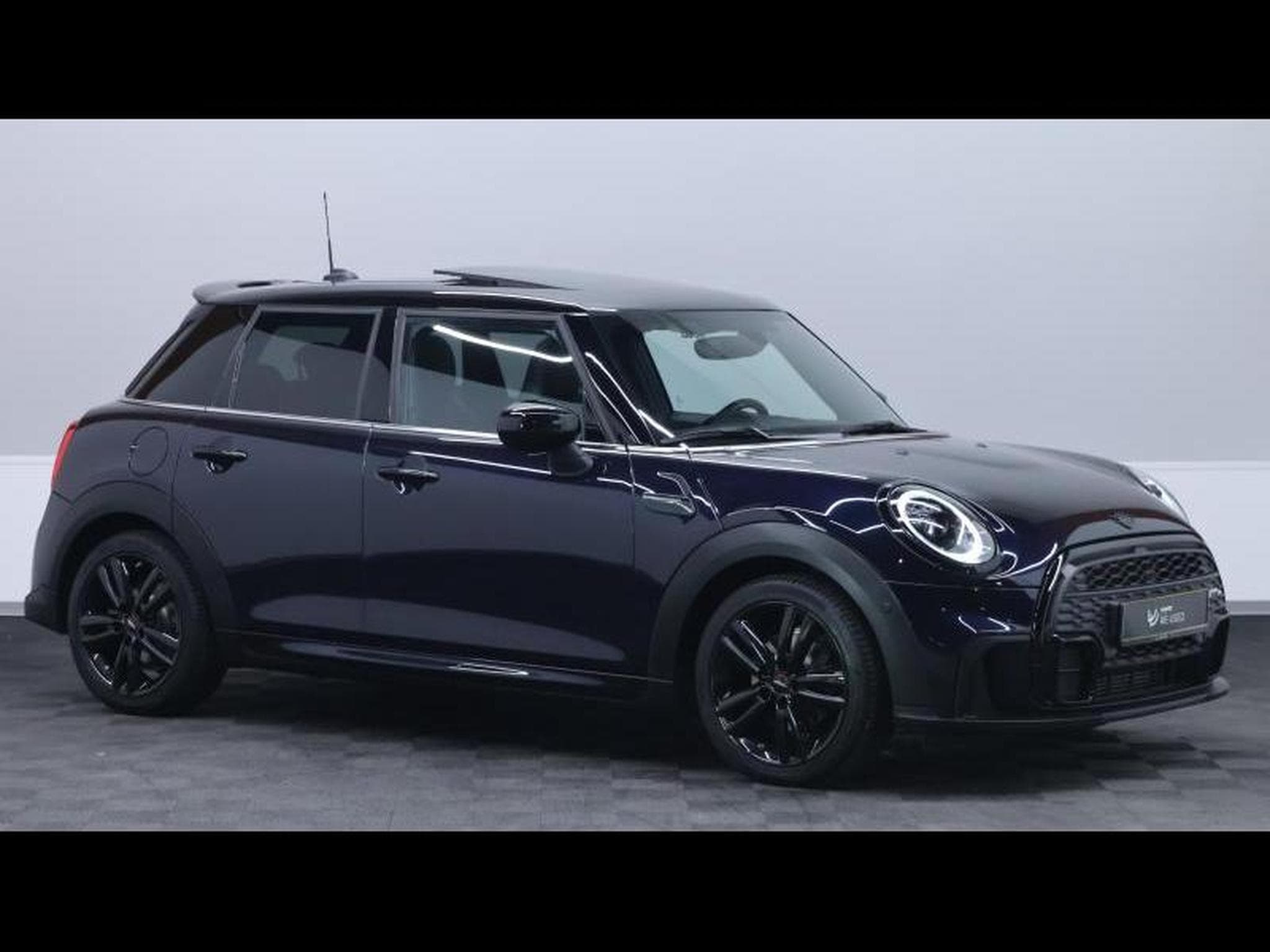 MINI Cooper 1.6 136 pack JCW Steptronic (2022) - Photo 3