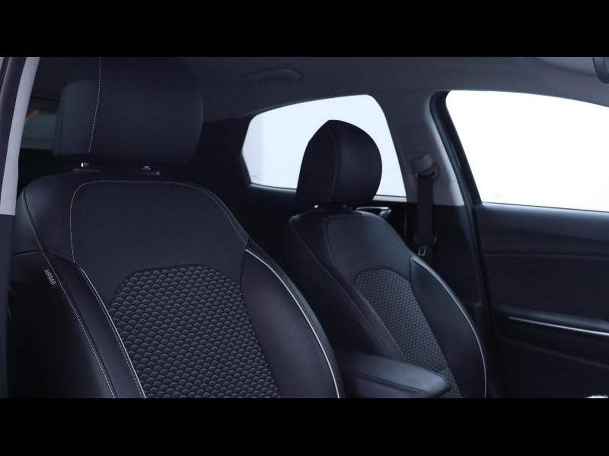 Kia XCeed Pulse 1.6 CRDI MHEV 136ch BVM (2023) - Photo 13