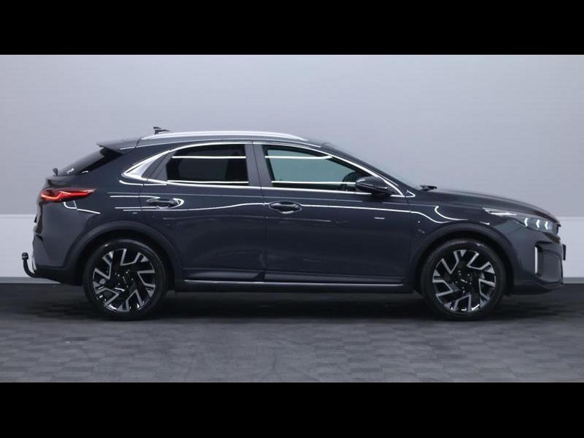Kia XCeed Pulse 1.6 CRDI MHEV 136ch BVM (2023) - Photo 4