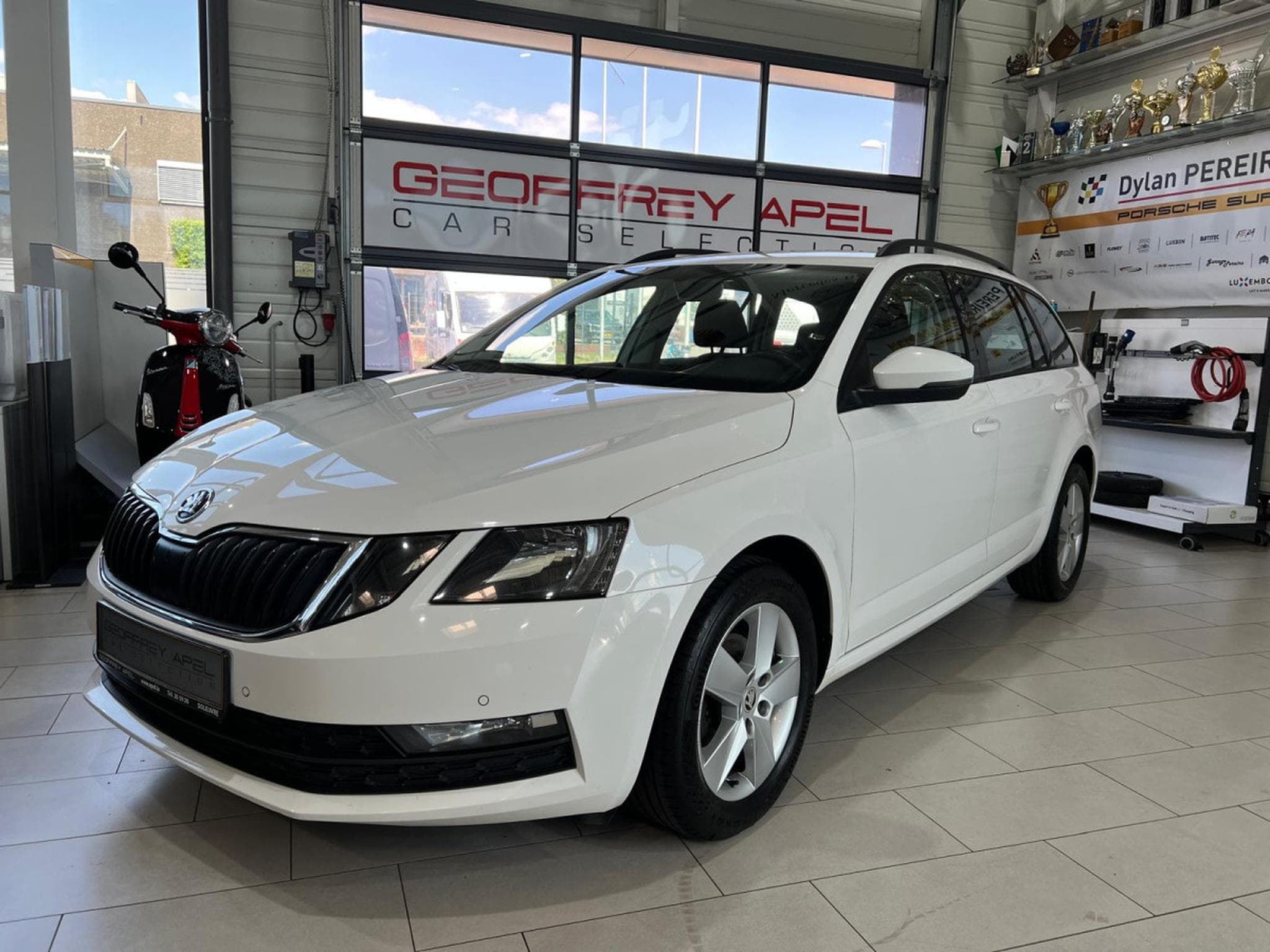 Skoda Octavia 1.6 TDI 116 NAVI, PDC,CARPLAY,ALU 16'' (2019) - Foto 1