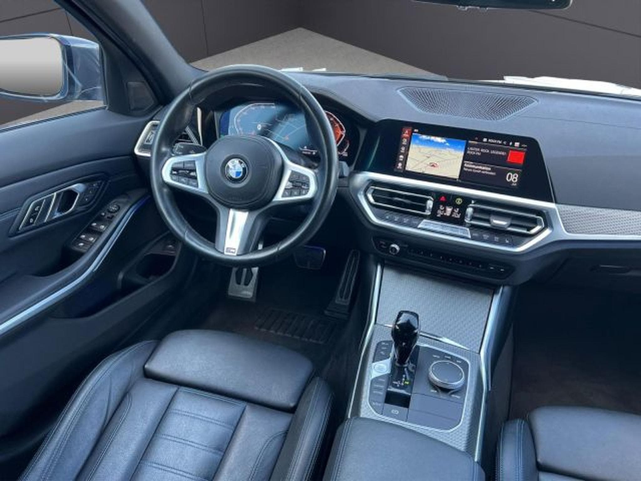 BMW 318 3 Touring 318d M Sport KLIMA,NAVI,PDC,360CAM,PDC (2021) - Photo 9