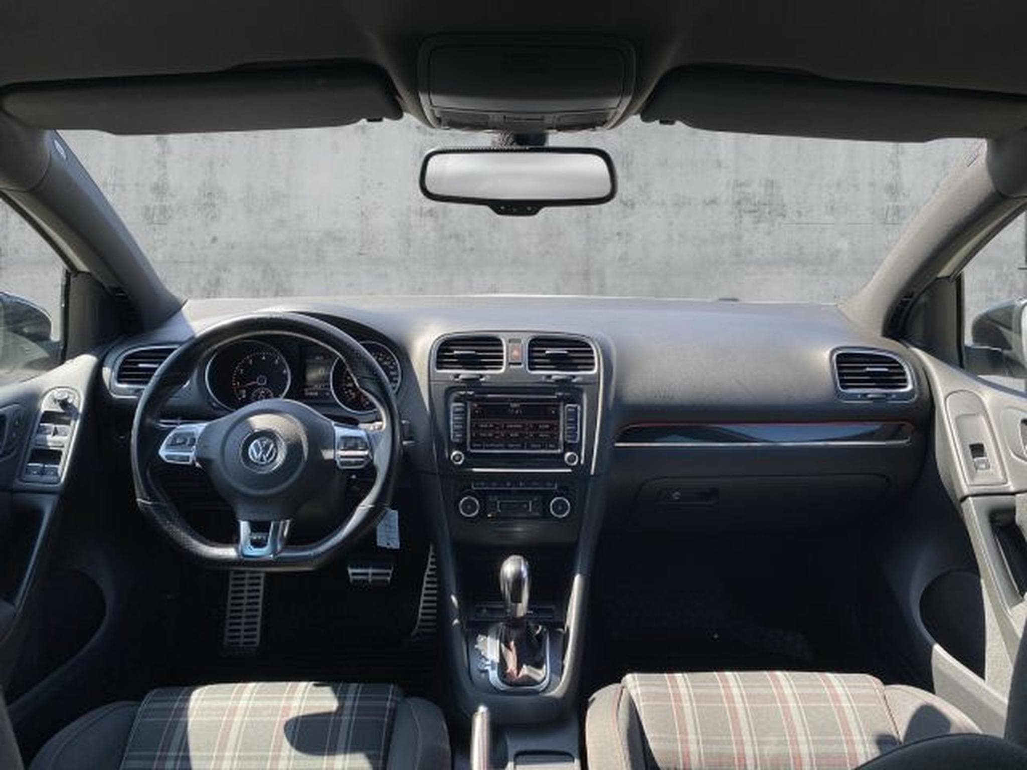 VW Golf Golf VI 2.0 TSI GTI DSG NAVI XENON SHZG RFK (2011) - Foto 14