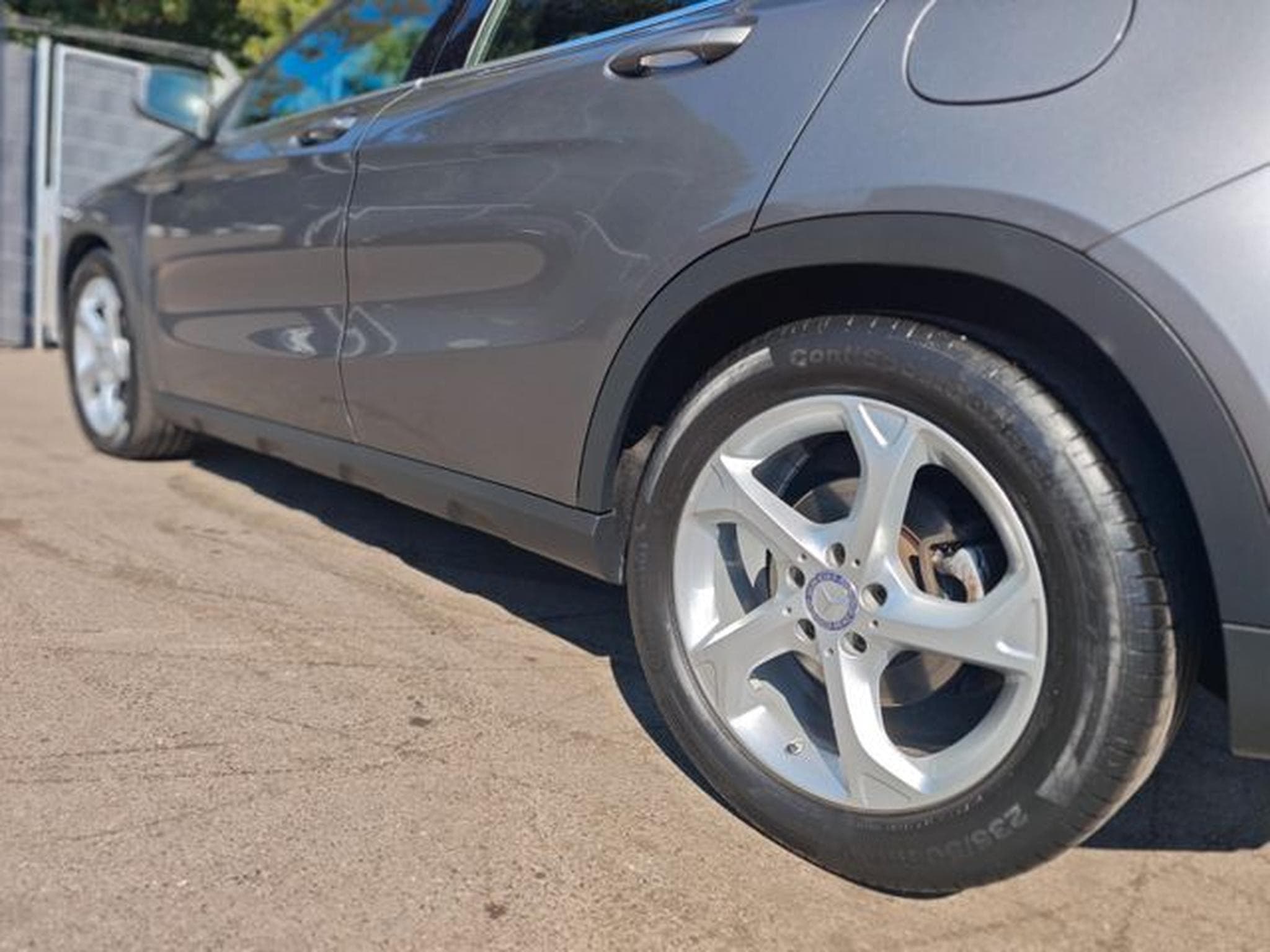 Mercedes GLA 200 GLA 200 *EXCLUSIVE PAKET/URBAN-LINE/LEDER/1.HD* (2017) - Foto 10
