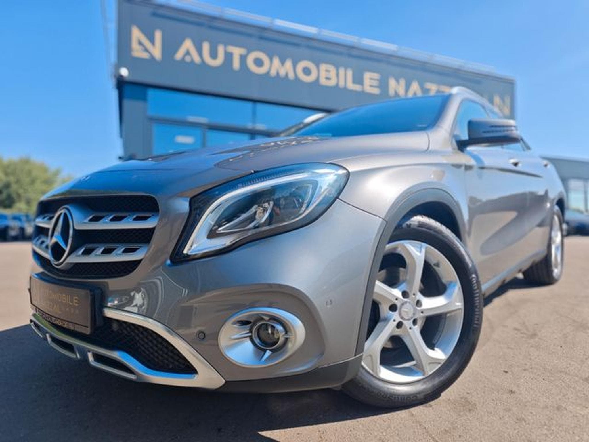 Mercedes GLA 200 GLA 200 *EXCLUSIVE PAKET/URBAN-LINE/LEDER/1.HD* (2017) - Foto 12