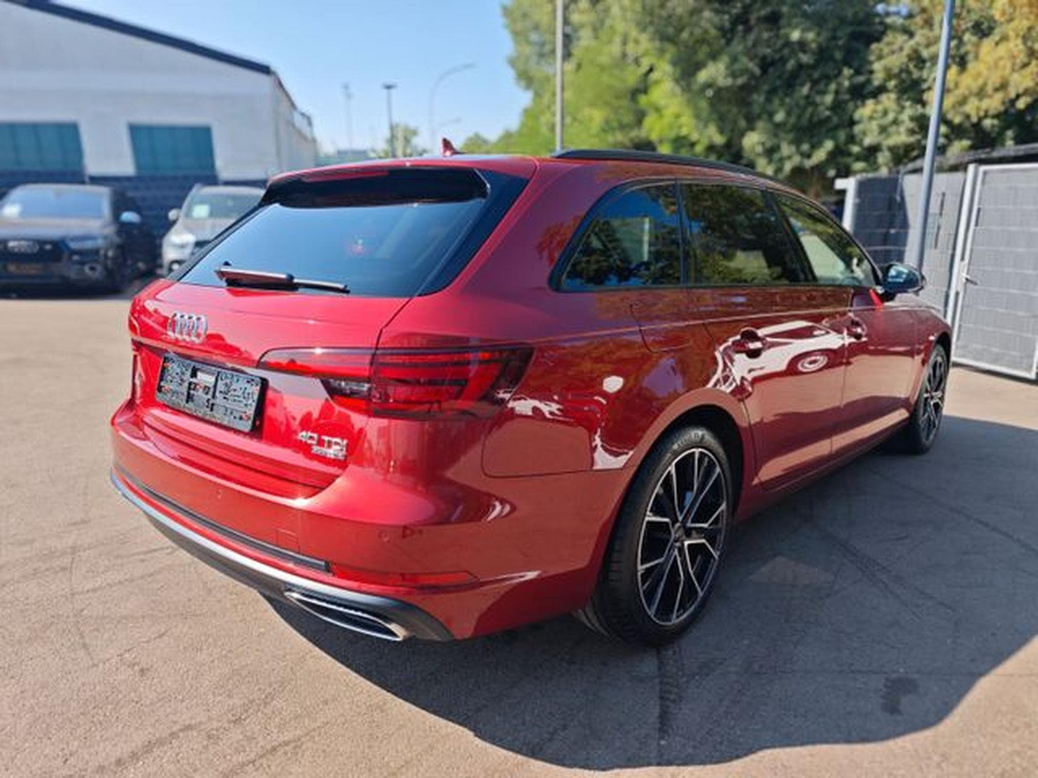 Audi A4 A4 AVANT S LINE 40 TDI QUATTRO*PANORAMA*LED* (2019) - Foto 6