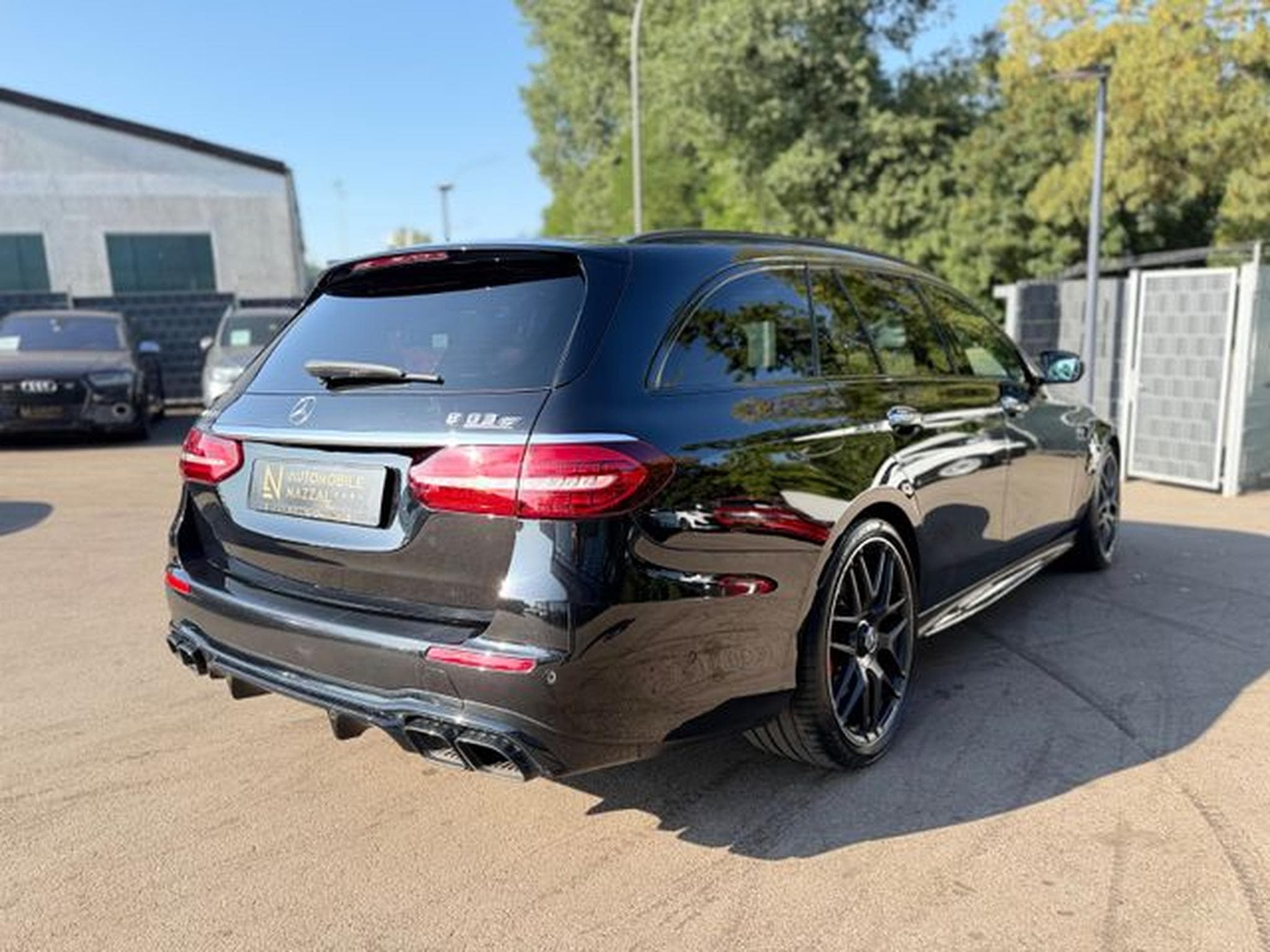 Mercedes E 63 AMG E 63S AMG 4M*FACELIFT*NIGHT PAKET*PANORAMA*HUD* (2021) - Foto 9