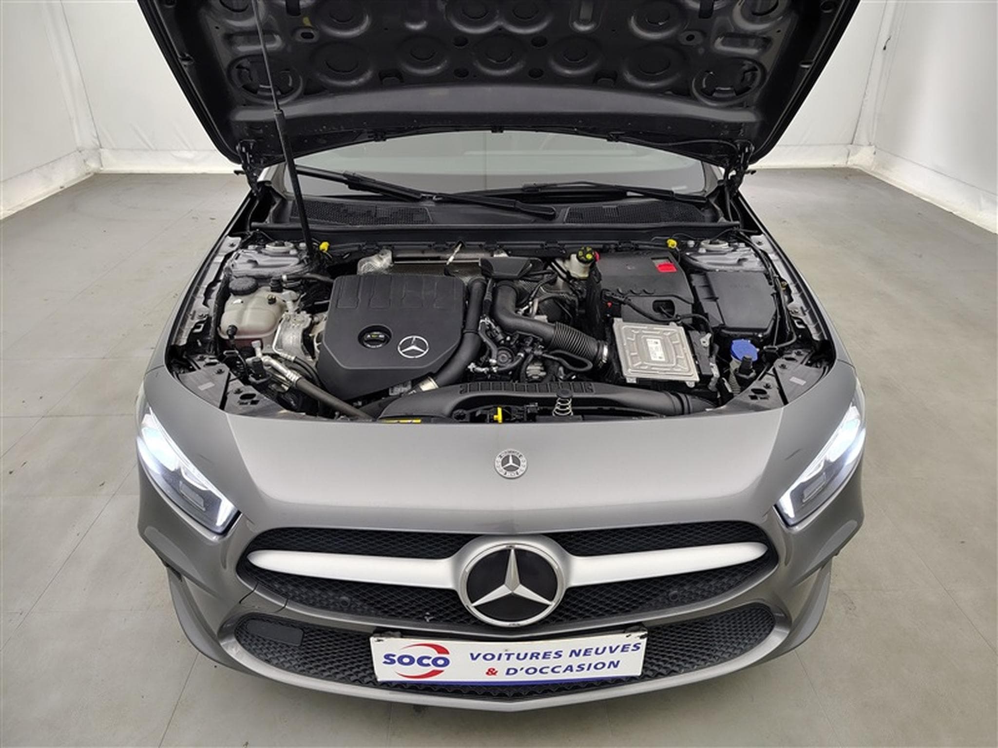 Mercedes A 180 A 180  Business solution NAVI/FULL LED/TO PANO/JA (2022) - Foto 19