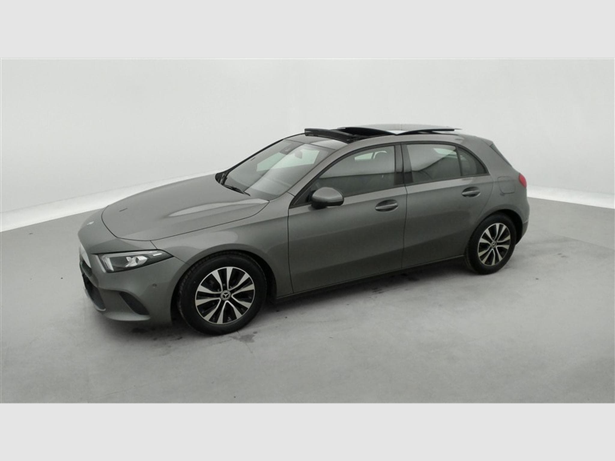 Mercedes A 180 A 180  Business solution NAVI/FULL LED/TO PANO/JA (2022) - Foto 21