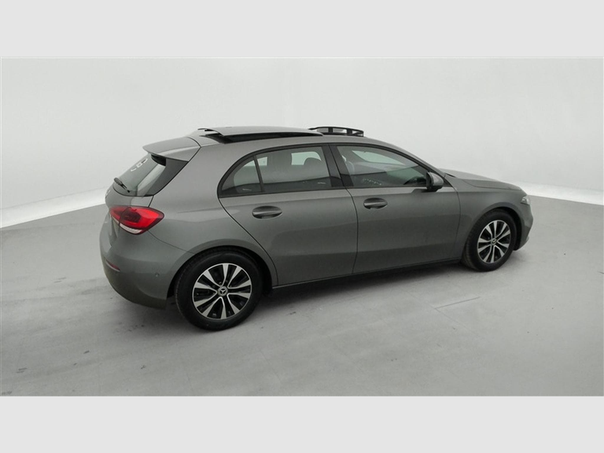 Mercedes A 180 A 180  Business solution NAVI/FULL LED/TO PANO/JA (2022) - Foto 25