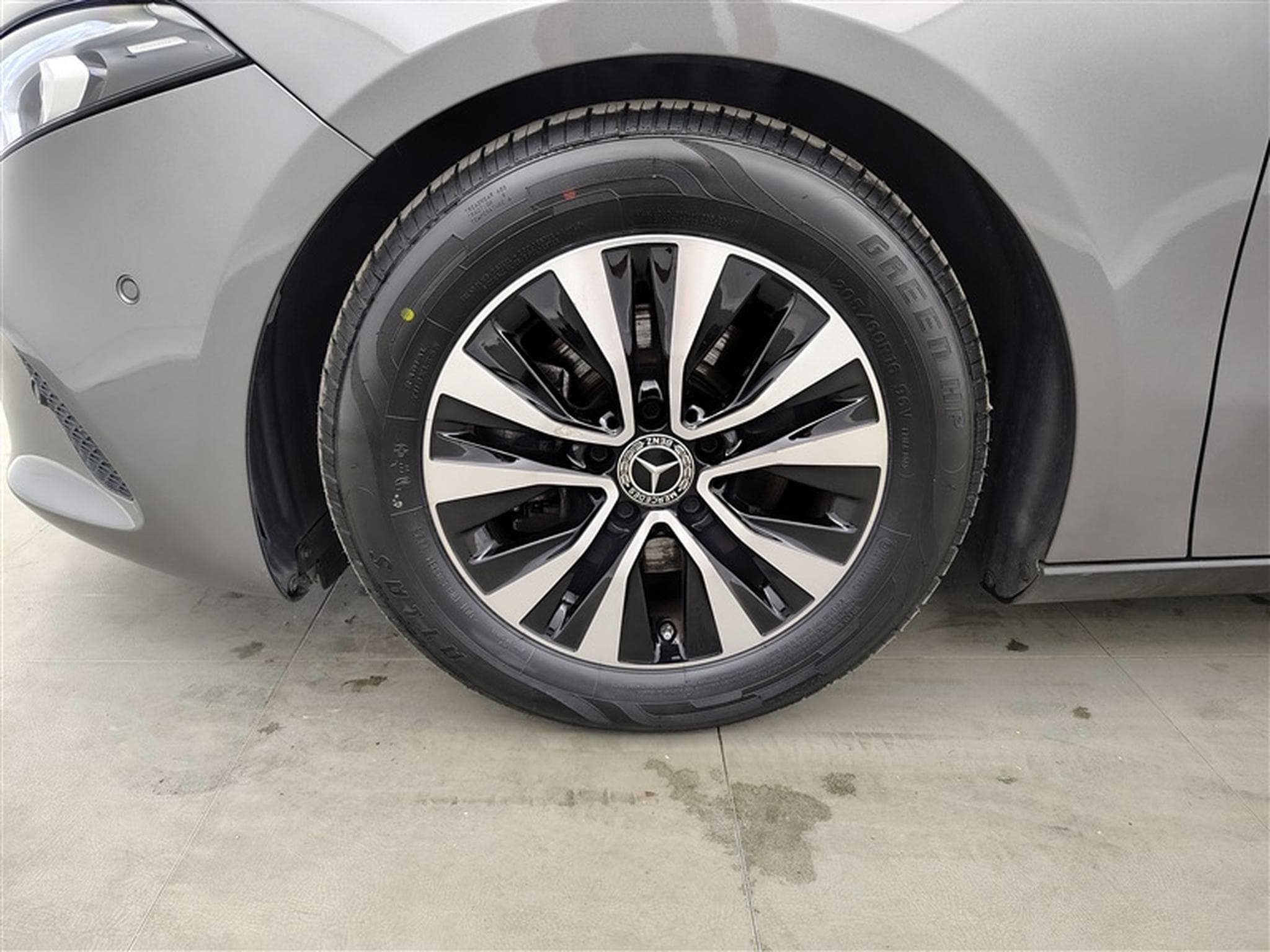Mercedes A 180 A 180  Business solution NAVI/FULL LED/TO PANO/JA (2022) - Foto 5