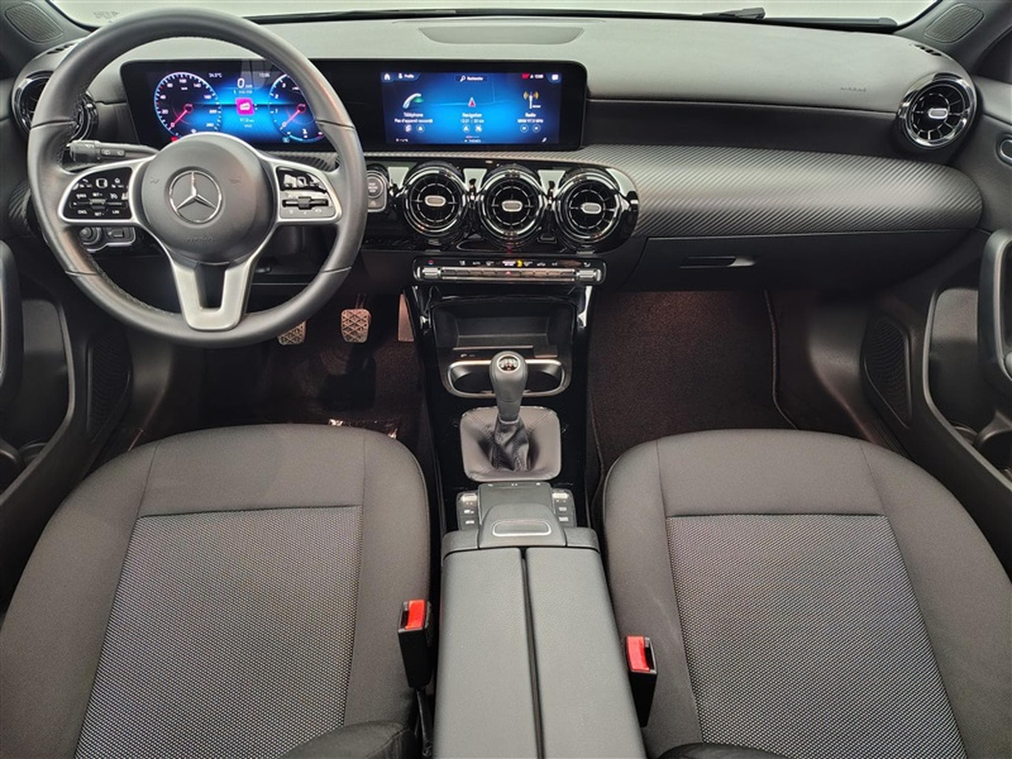 Mercedes A 180 A 180  Business solution NAVI/FULL LED/TO PANO/JA (2022) - Foto 7