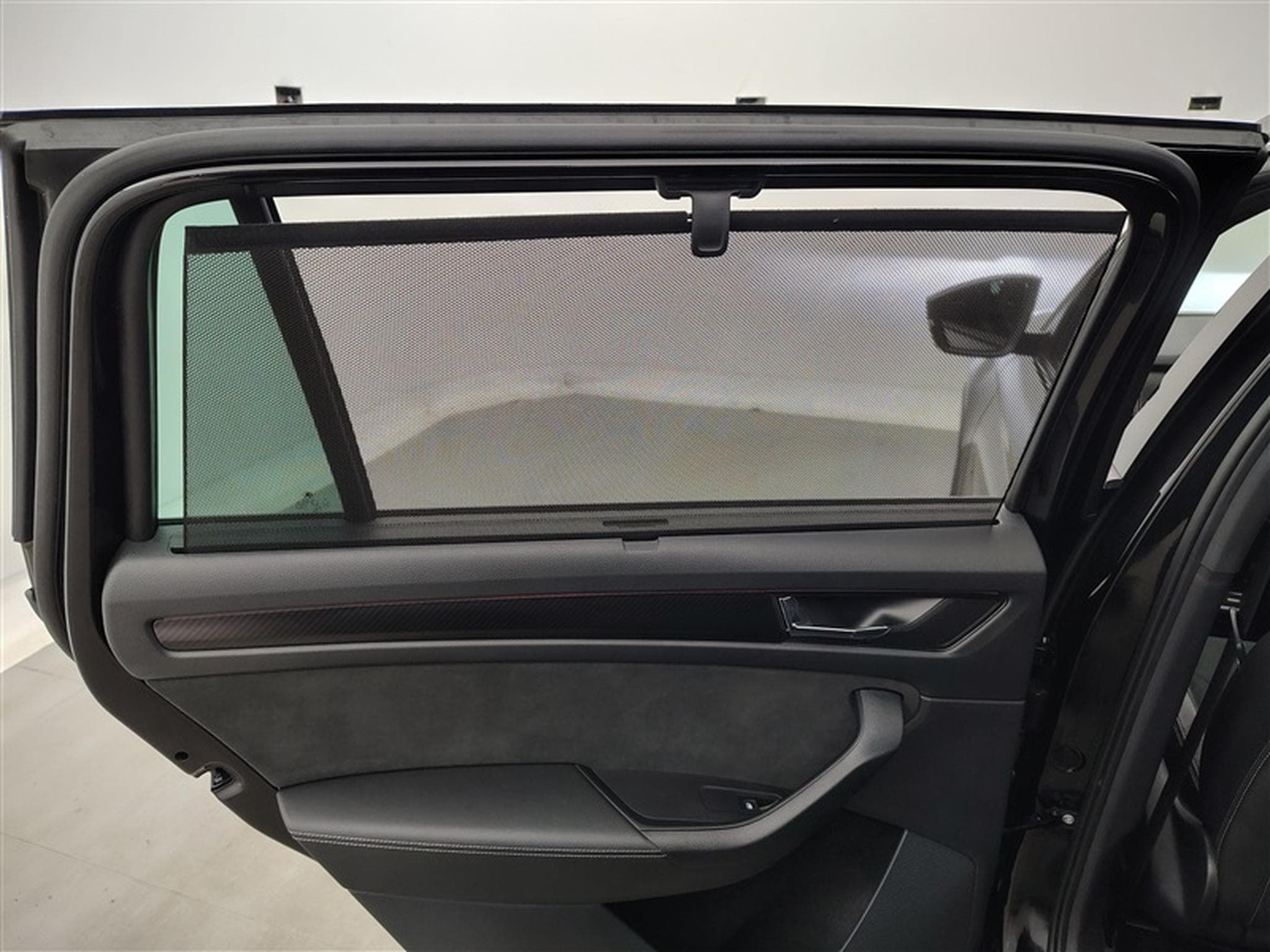 Skoda Kodiaq 1.5 TSI ACT Sportline II DSG°NAV°CARPLAY°CAM AV-AR (2021) - Foto 20