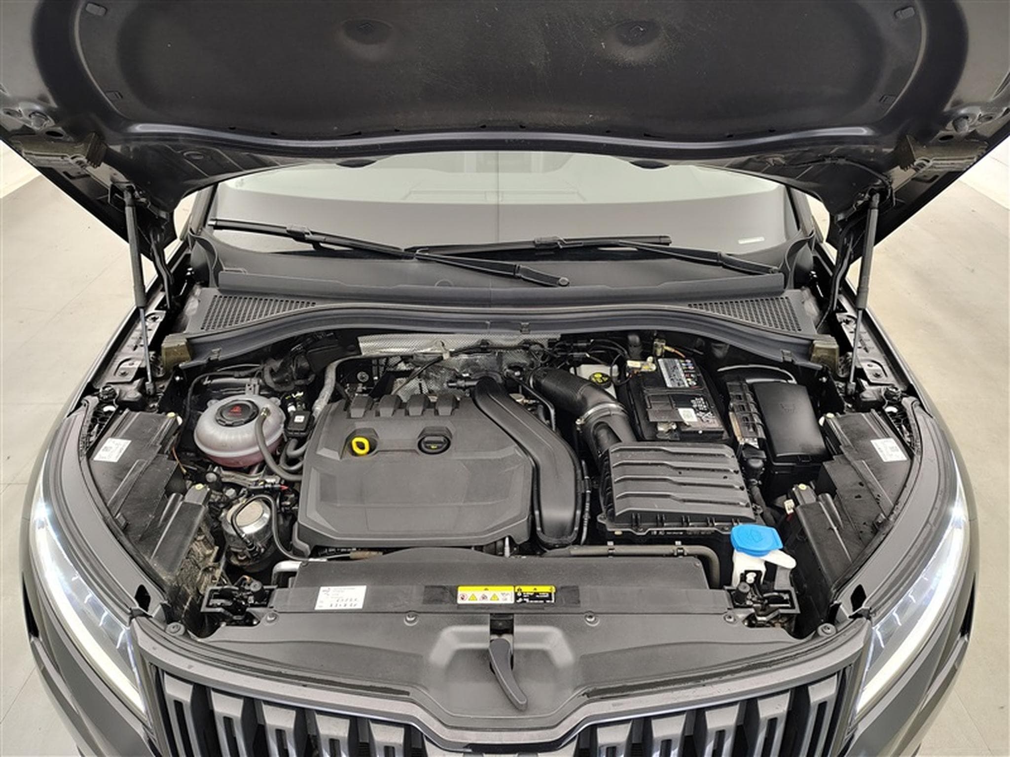 Skoda Kodiaq 1.5 TSI ACT Sportline II DSG°NAV°CARPLAY°CAM AV-AR (2021) - Foto 22