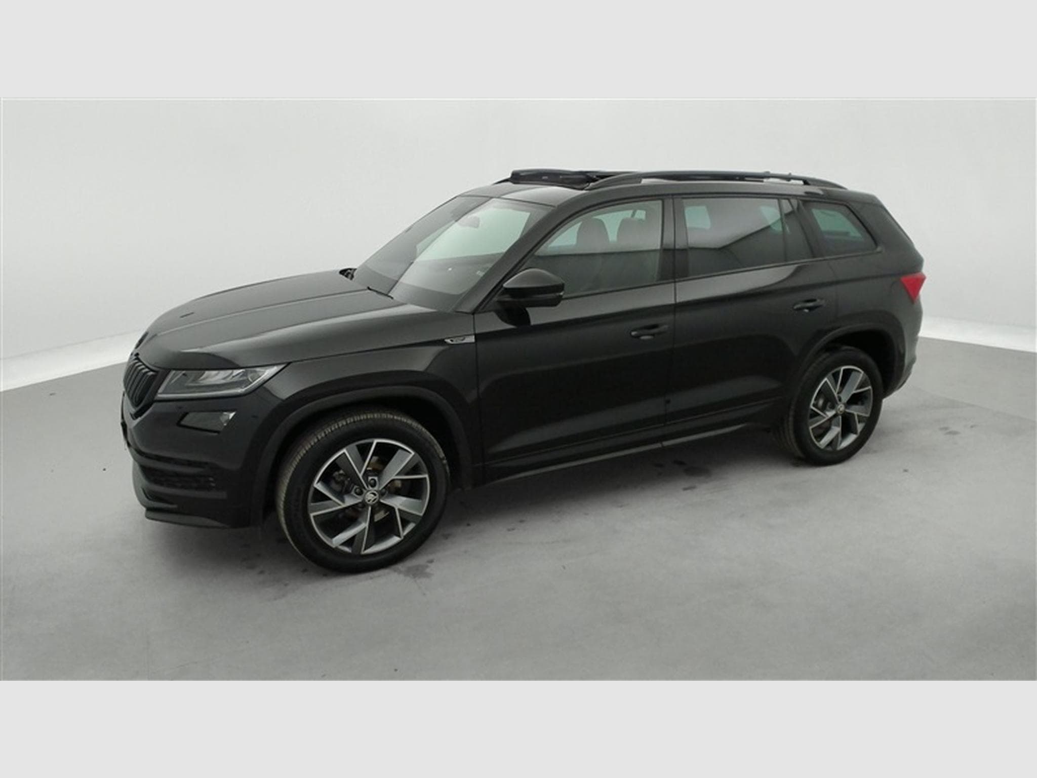 Skoda Kodiaq 1.5 TSI ACT Sportline II DSG°NAV°CARPLAY°CAM AV-AR (2021) - Foto 24