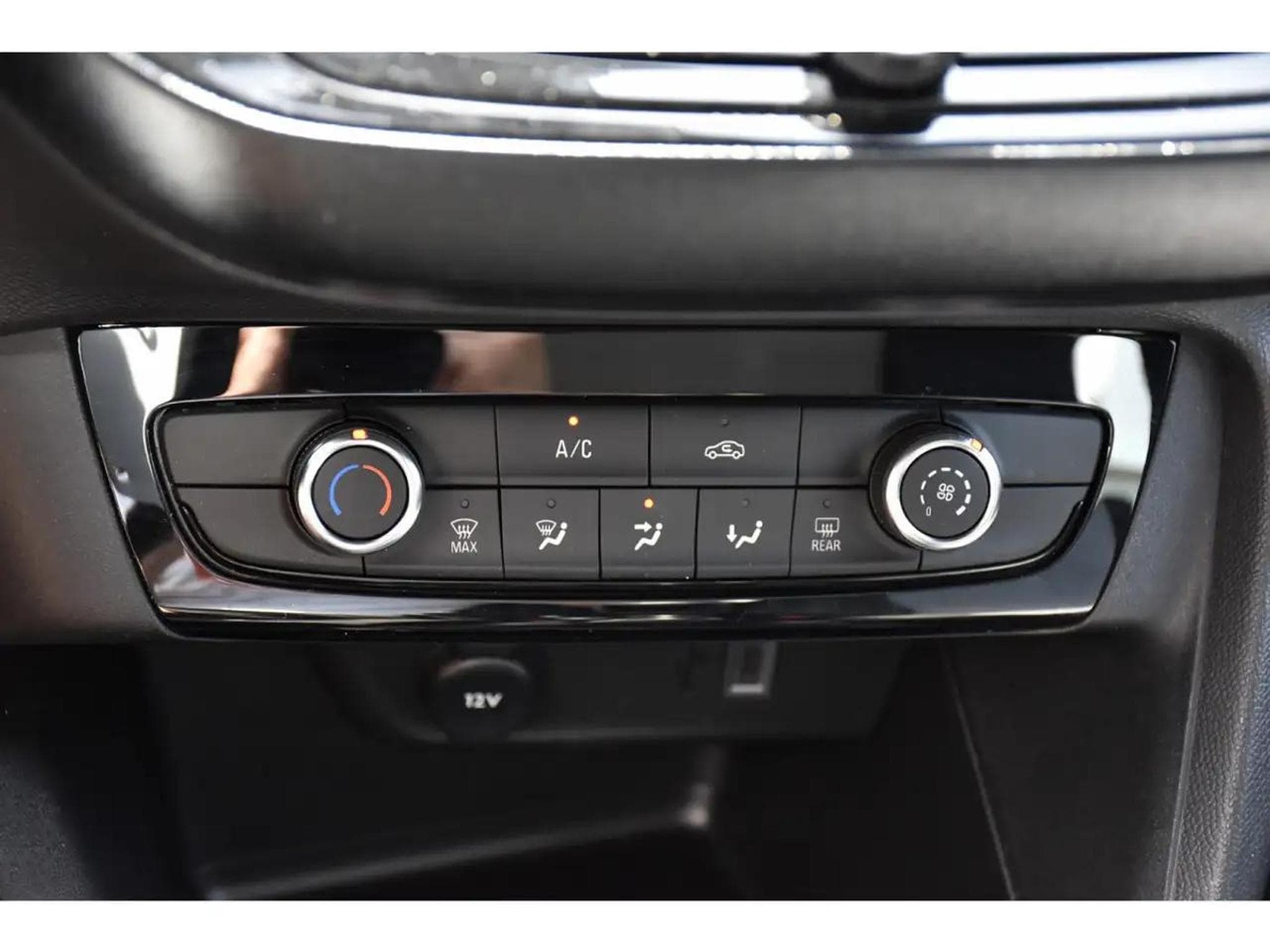Opel Corsa (2025) - Foto 15