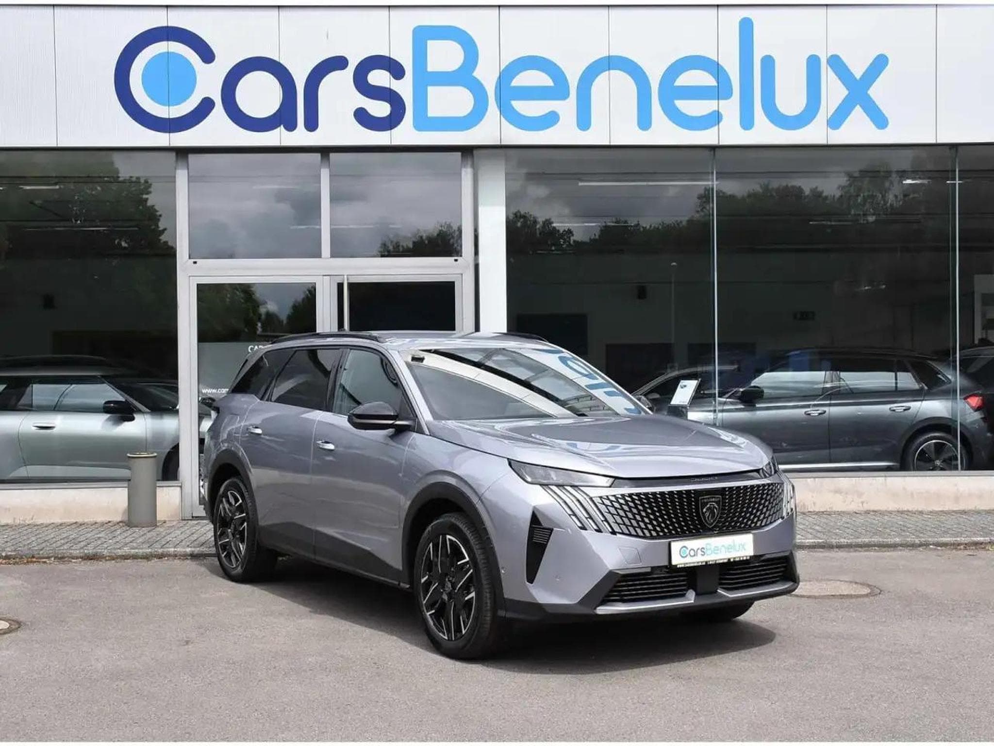 Peugeot 5008 (2026) - Foto 1