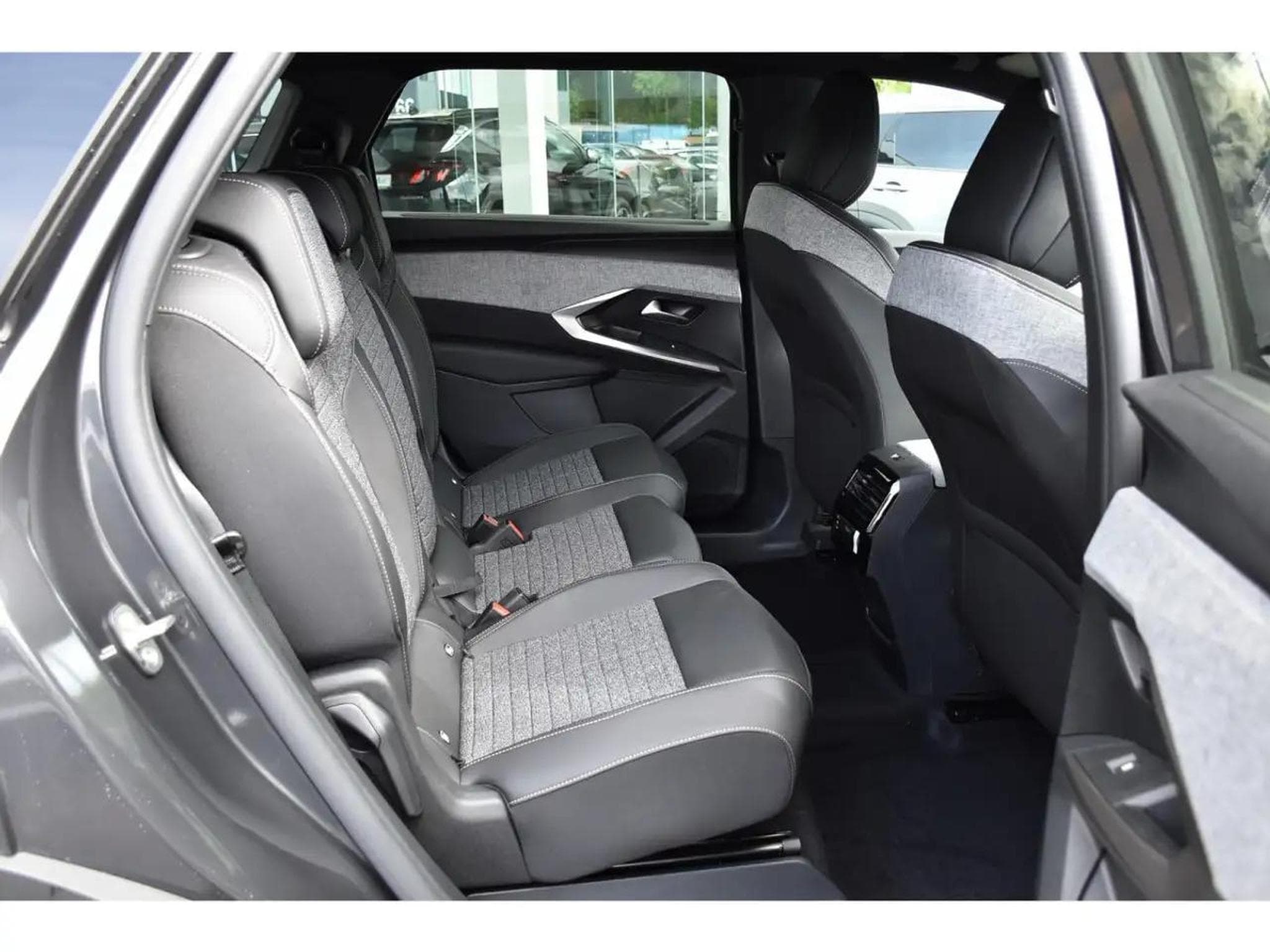 Peugeot 5008 (2026) - Foto 8