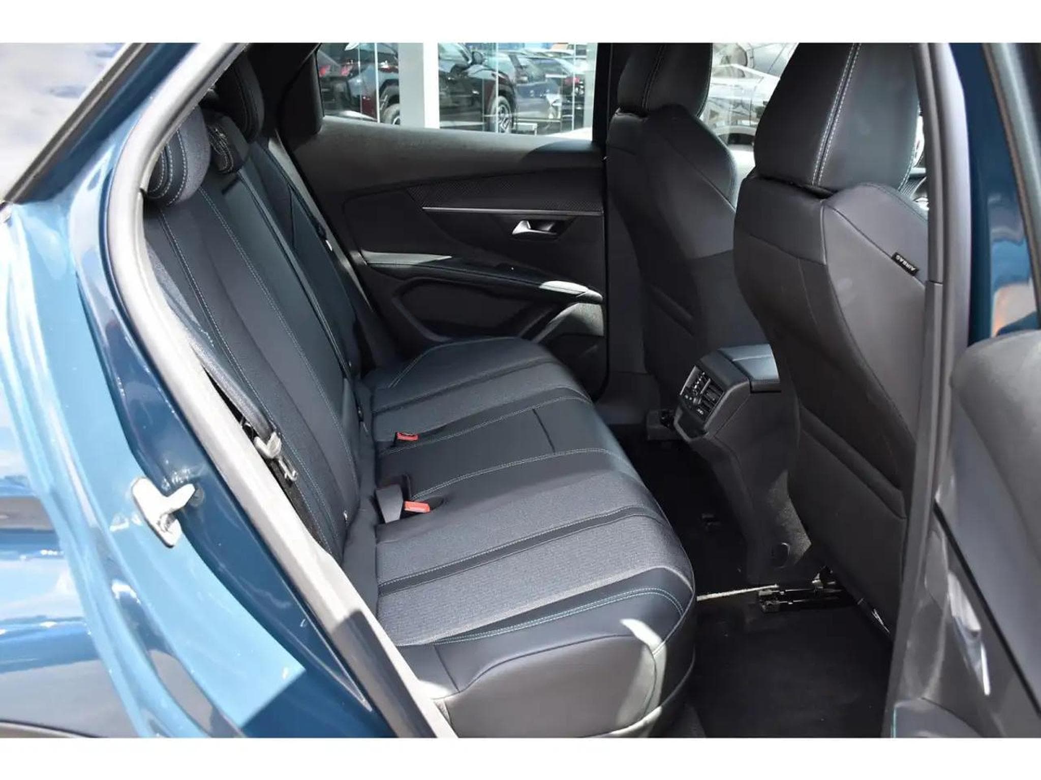 Peugeot 3008 (2024) - Foto 8