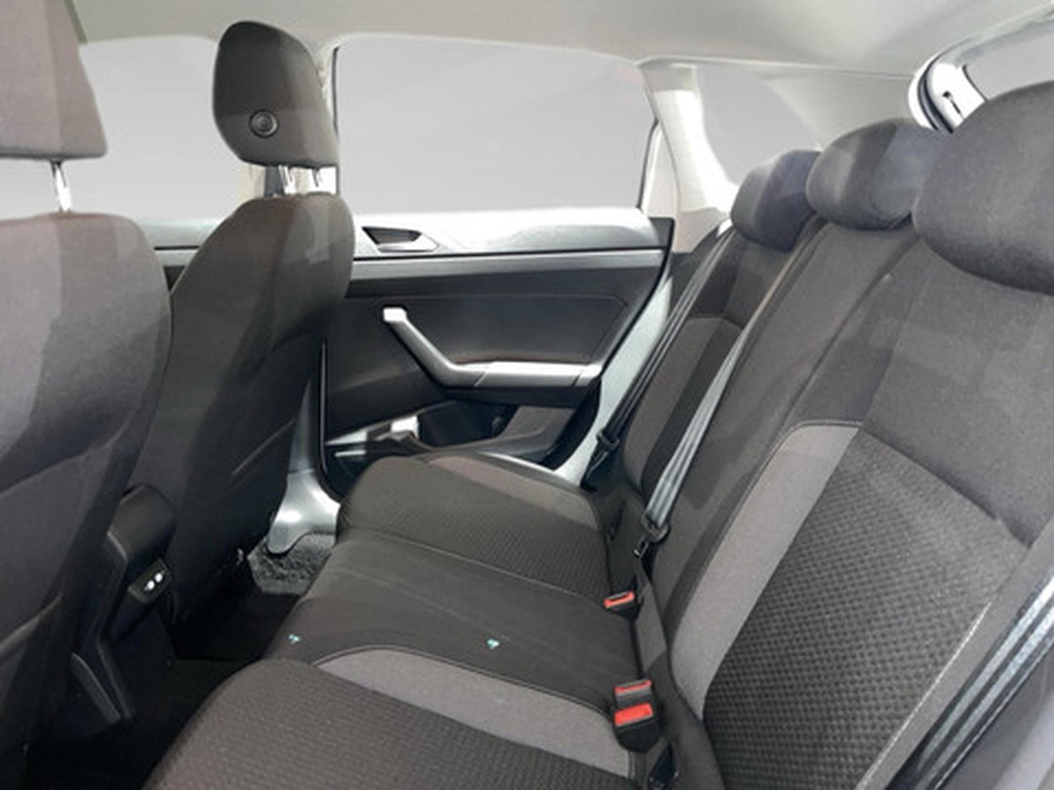 VW Polo 1.0 TSI Life Business (2022) - Photo 11