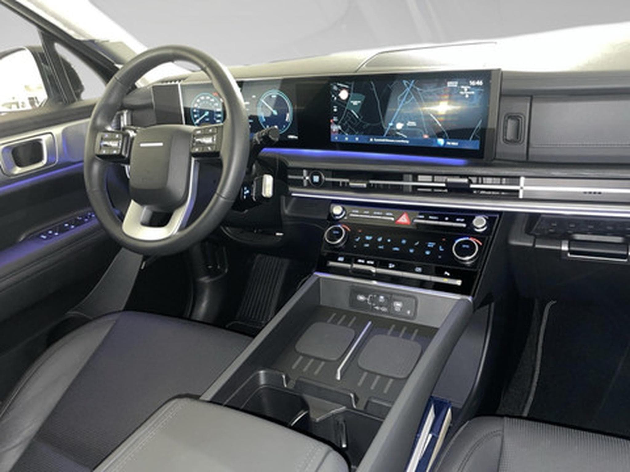 Hyundai Santa Fe 1.6 T-GDi Hybrid SHINE 7 PLACES (2025) - Photo 7