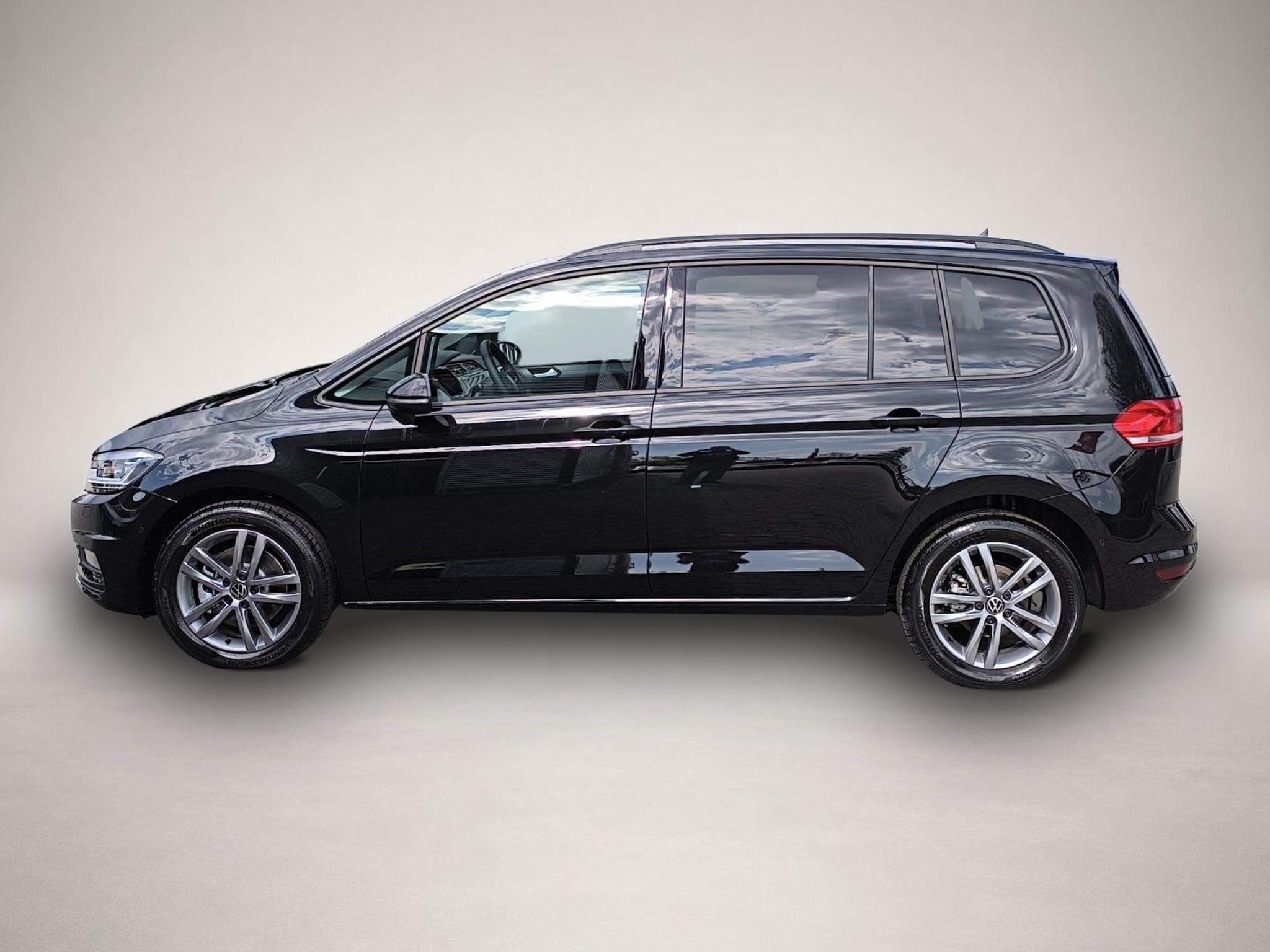VW Touran (2025) - Foto 4