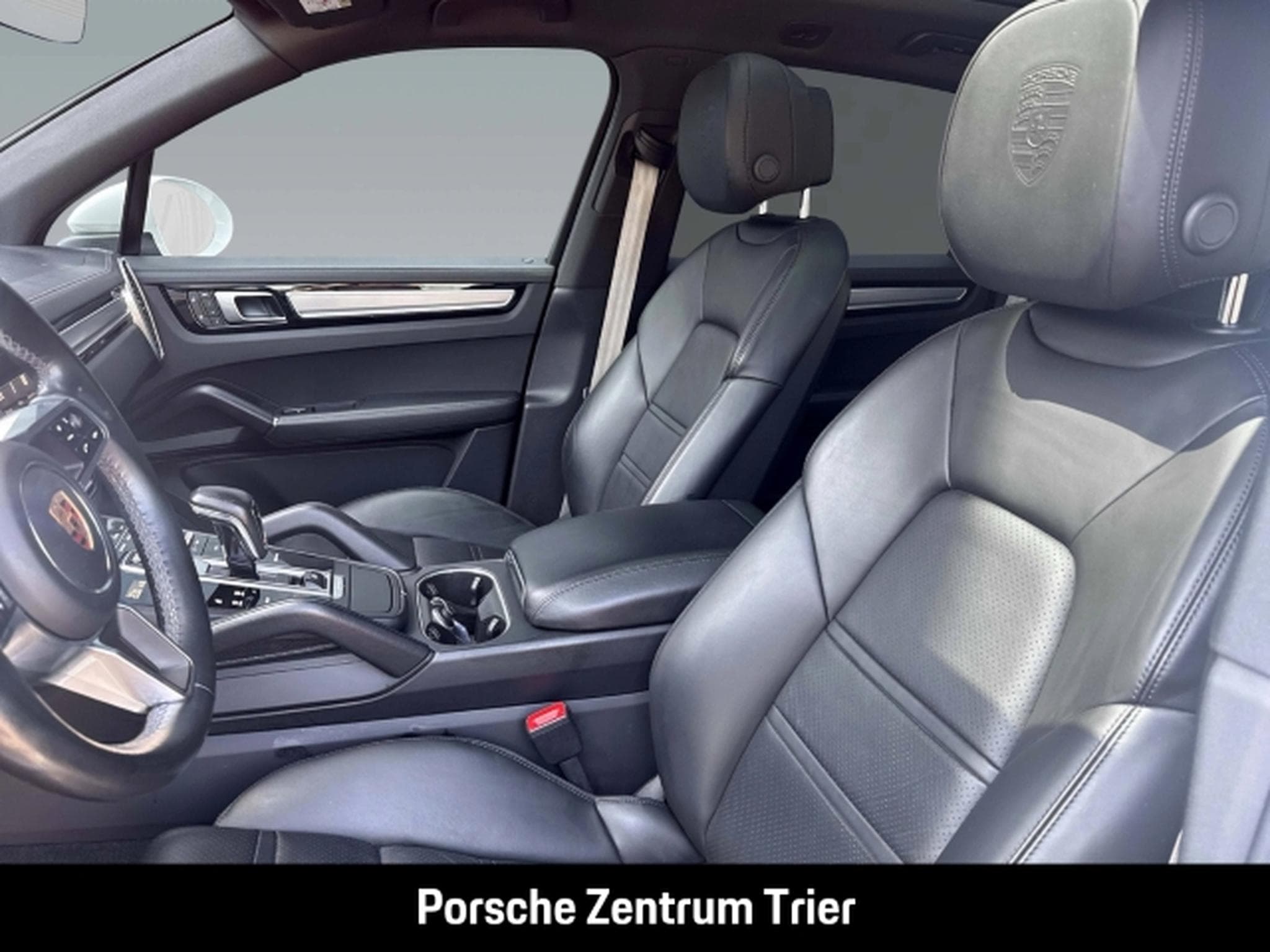 Porsche Cayenne Platinum Edition Soft-Close Head-Up BOSE (2023) - Photo 5