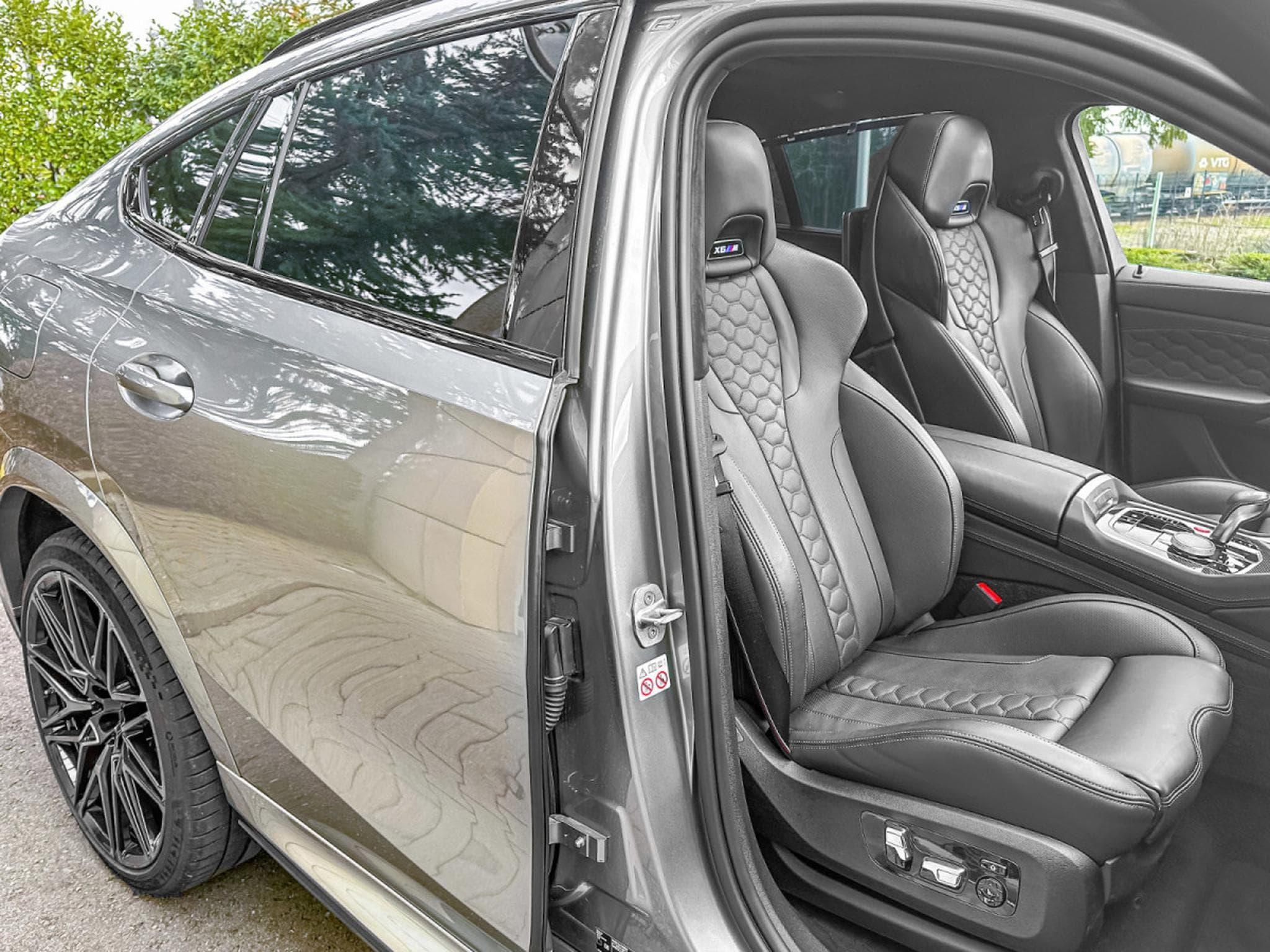 BMW X6M Competition,/Pano/Display/Soft/Keles/360° ACC+ AHK/ Laser Si (2022) - Foto 13