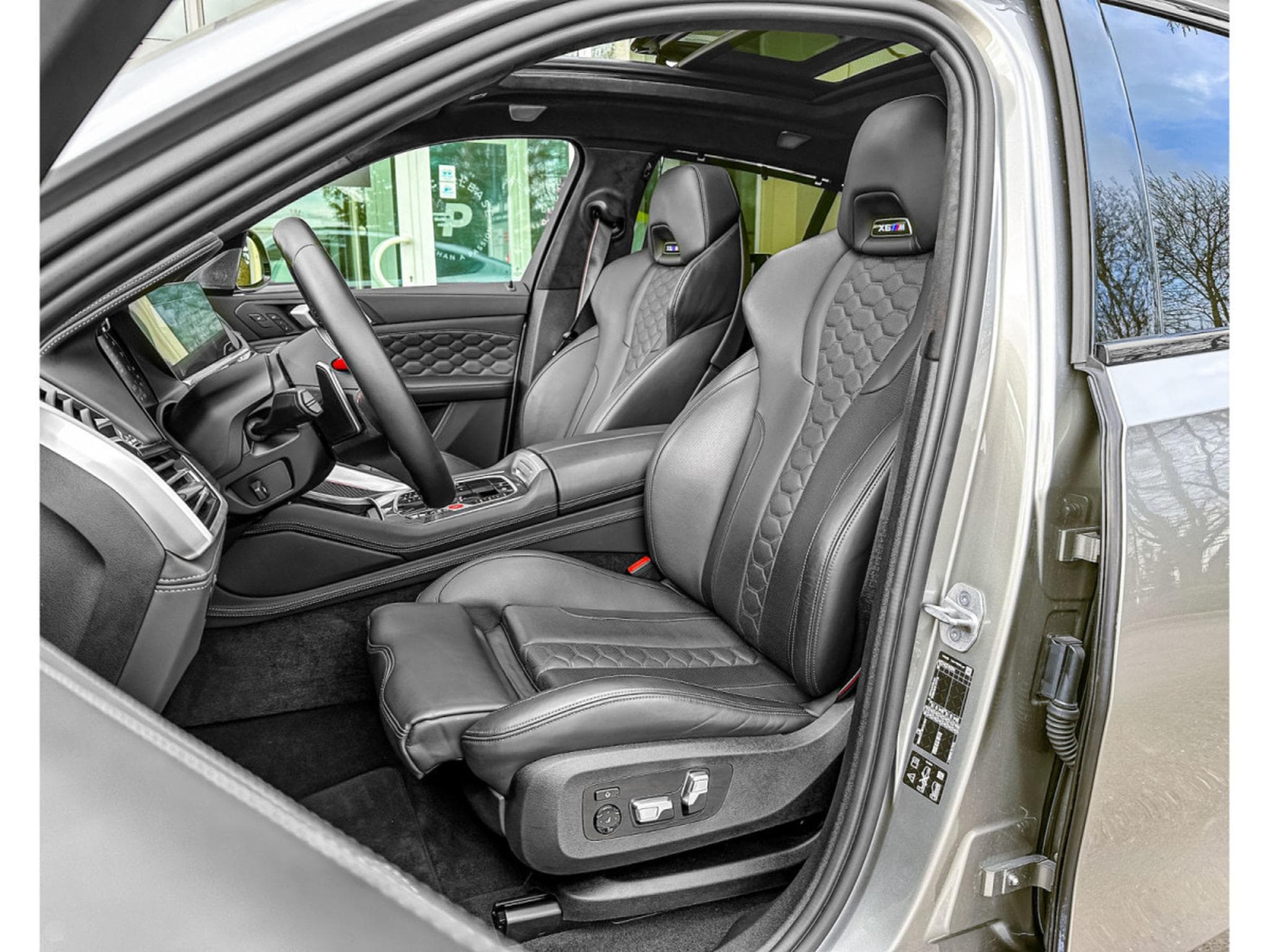 BMW X6M Competition,/Pano/Display/Soft/Keles/360° ACC+ AHK/ Laser Si (2022) - Foto 7