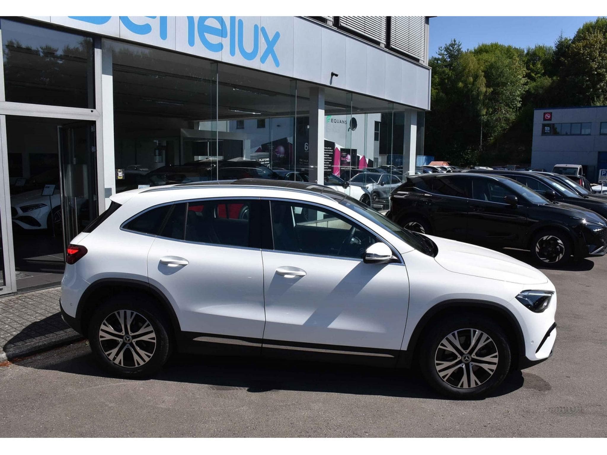Mercedes GLA 200 CDI Progressive 8G-Tronic PANO LANE GPS CAM 1° MAIN (2024) - Foto 3