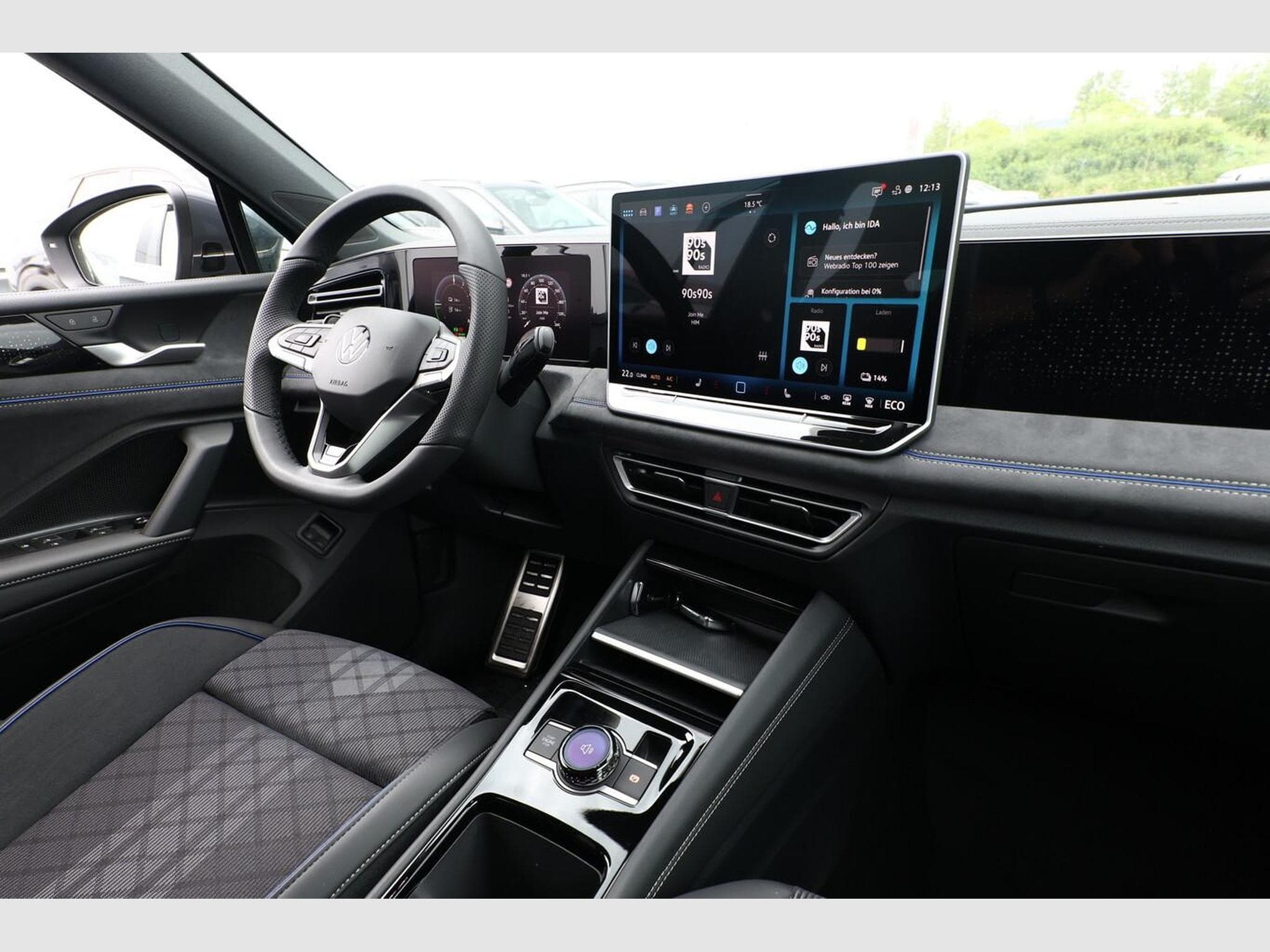 VW Tiguan R-Line (2026) - Foto 9