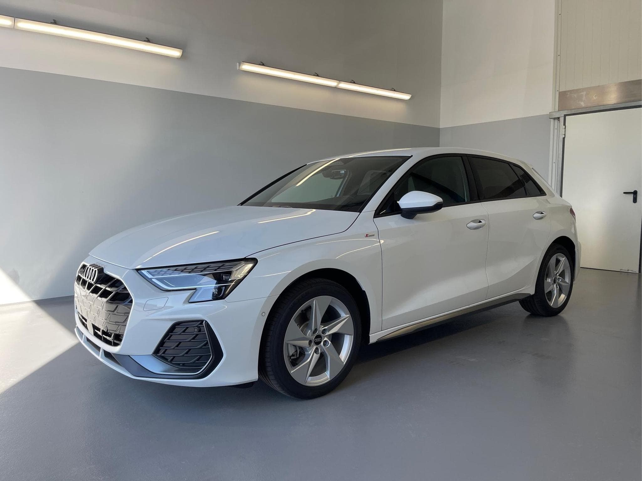Audi A3 Sportback S line (2026) - Foto 1