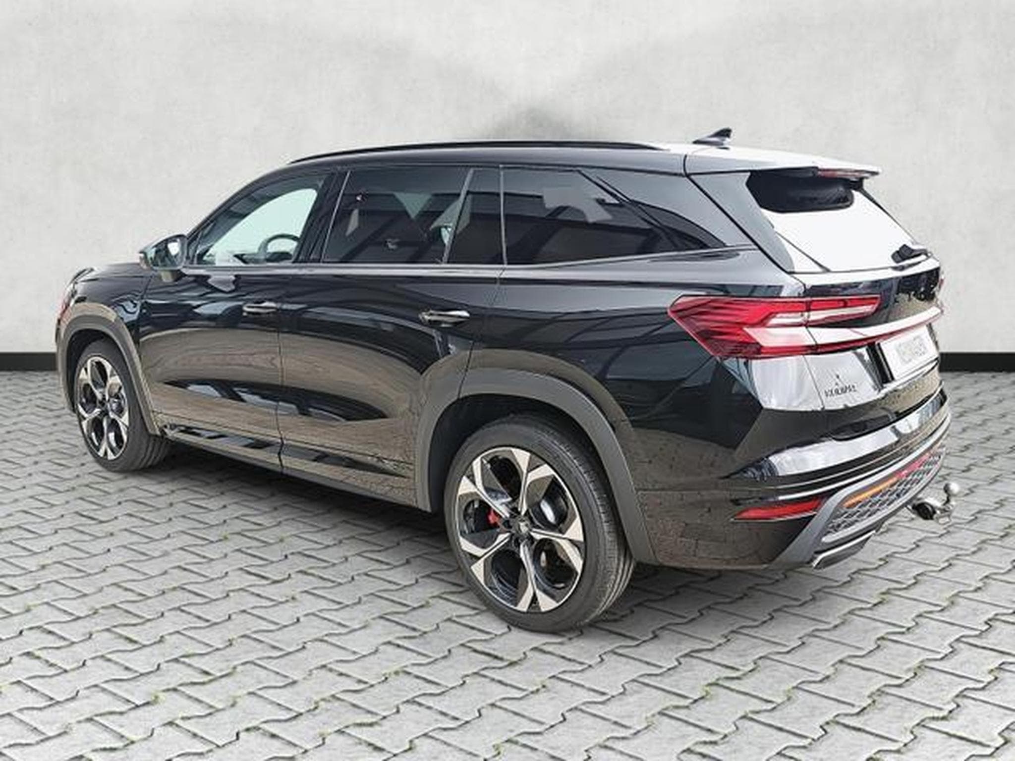 Skoda Kodiaq 2.0 TSI 195 kW 4x4 RS (2026) - Photo 5