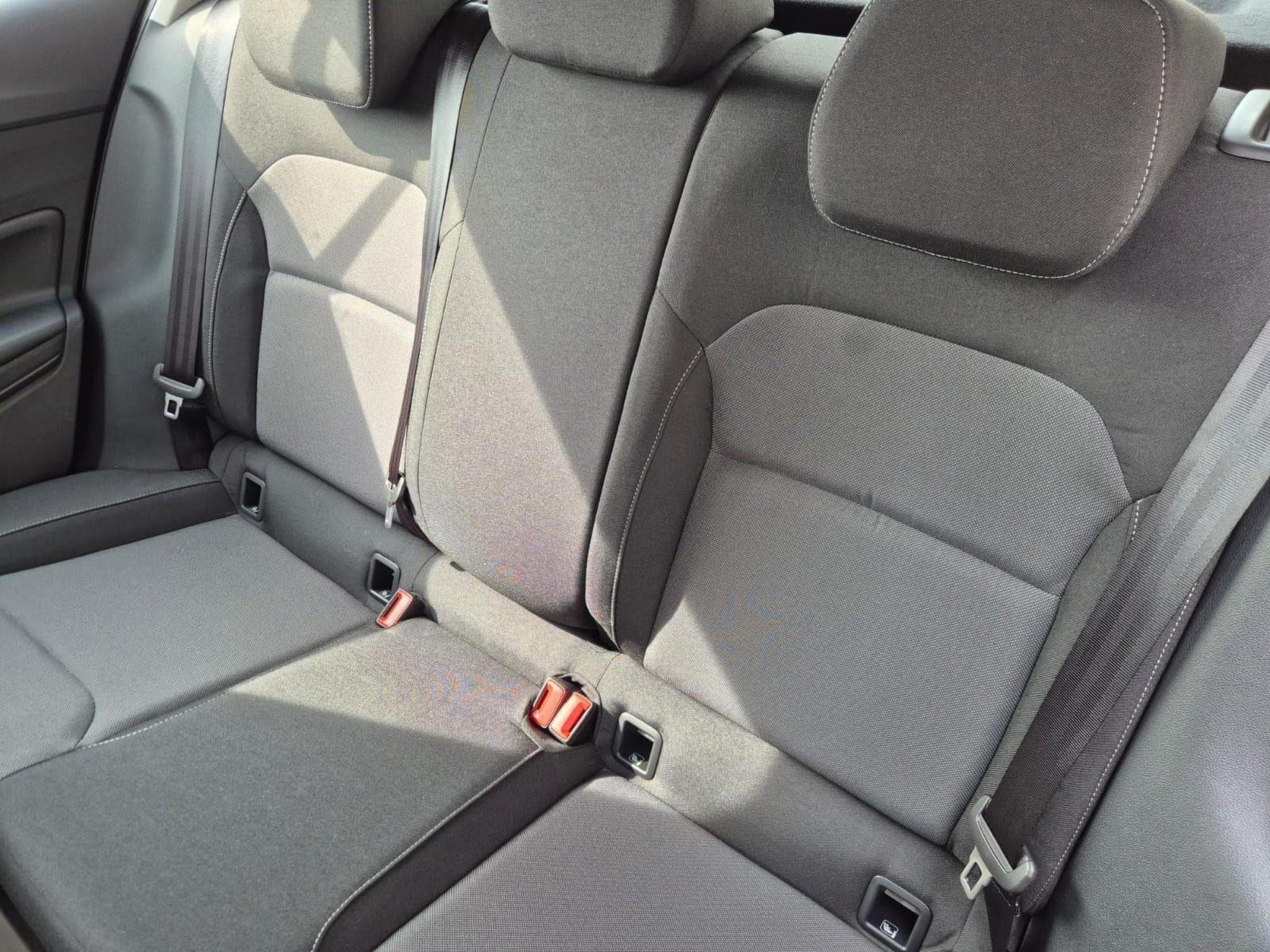 Skoda Fabia 1.0 TSI 95PS (2026) - Photo 12