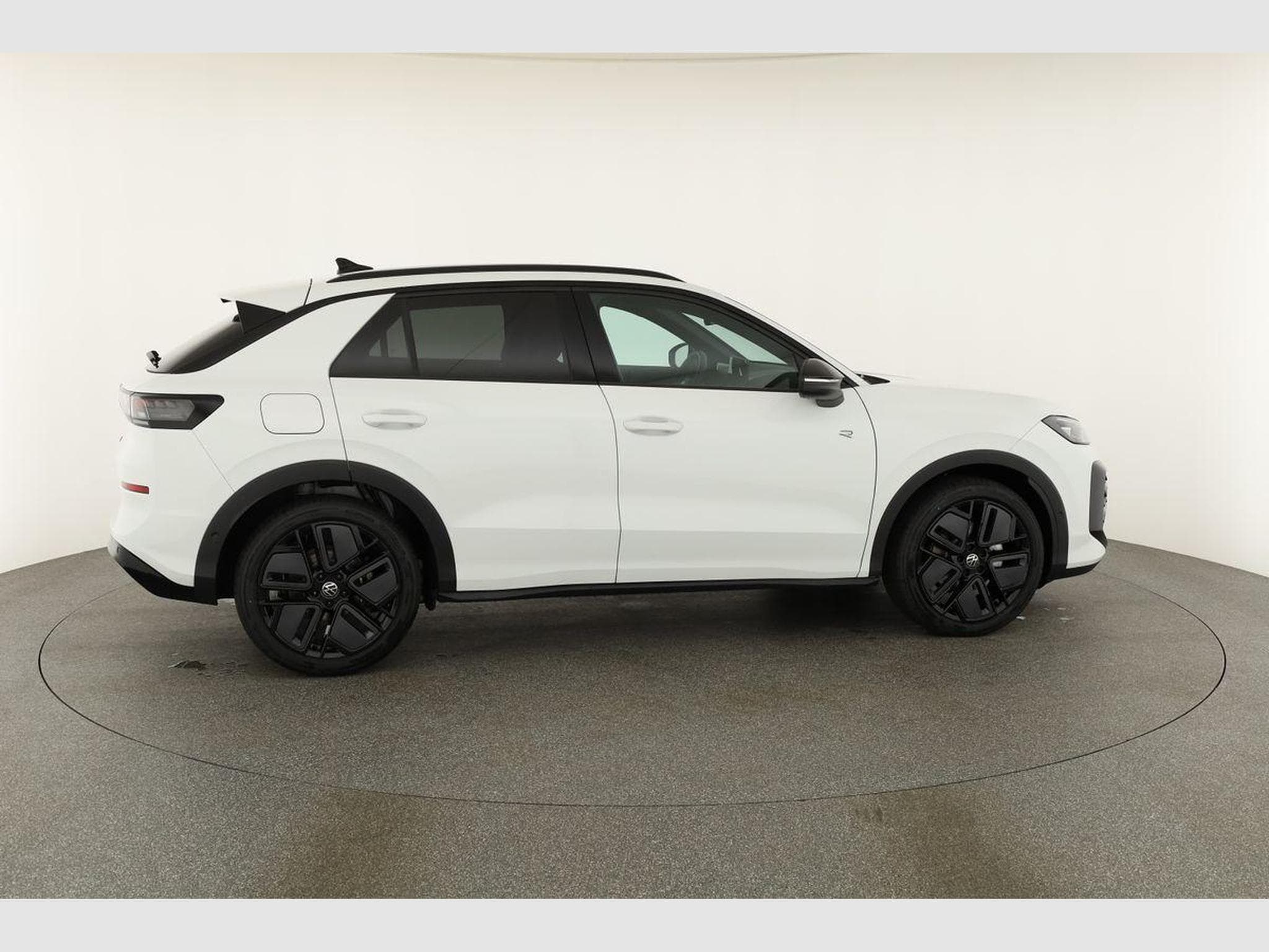 VW T-Roc 1.5 eTSI 110 kW R-Line (2026) - Foto 18