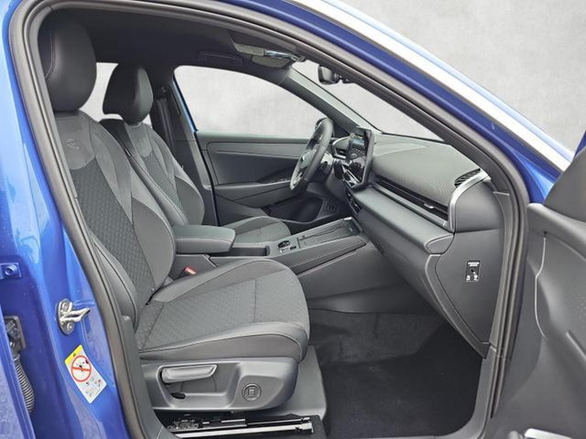 VW T-Roc 1.5 eTSI 110 kW R-Line (2026) - Foto 10