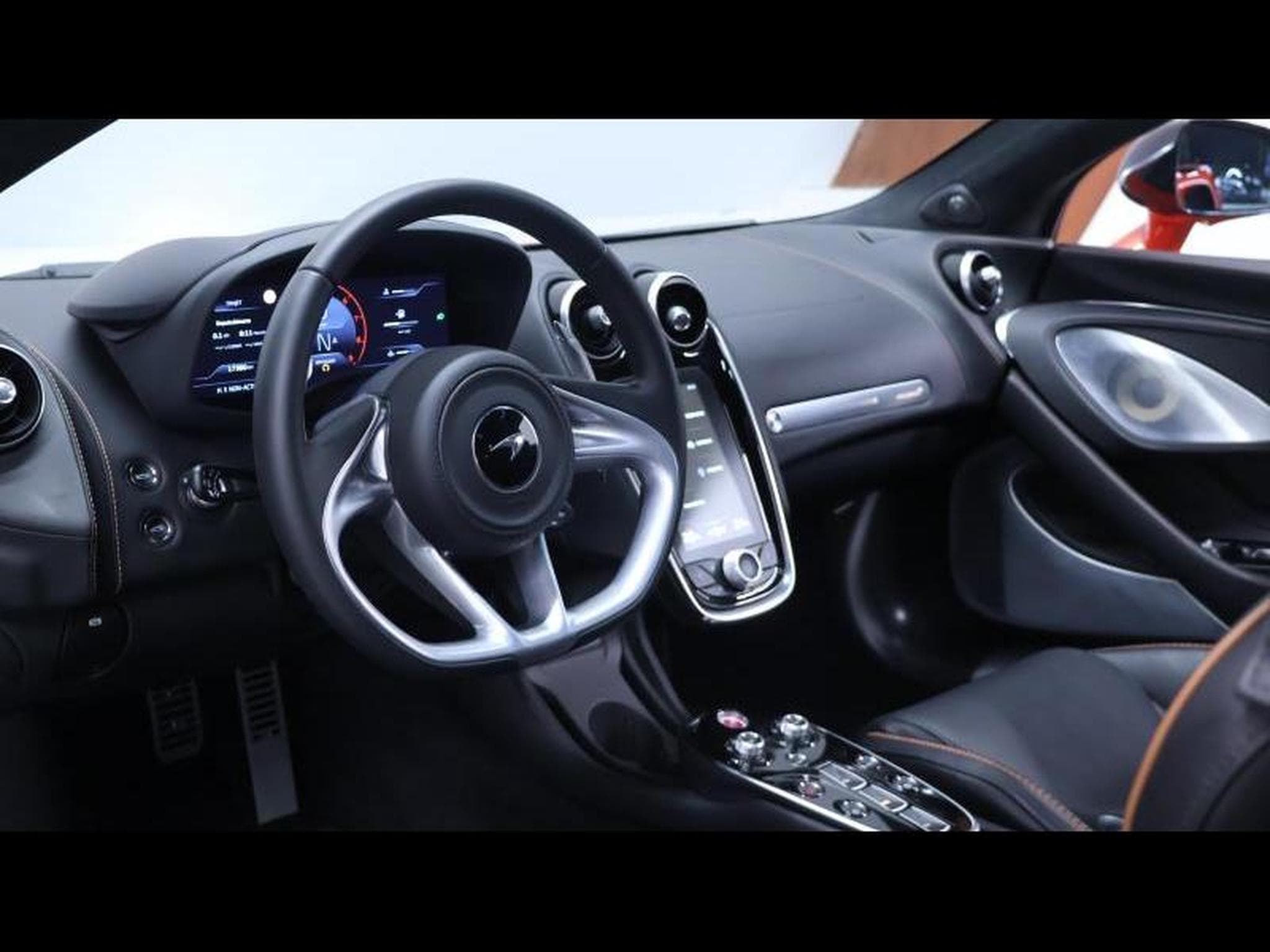 McLaren AMG GT 4.0 V8 620ch Coupé (2022) - Photo 31