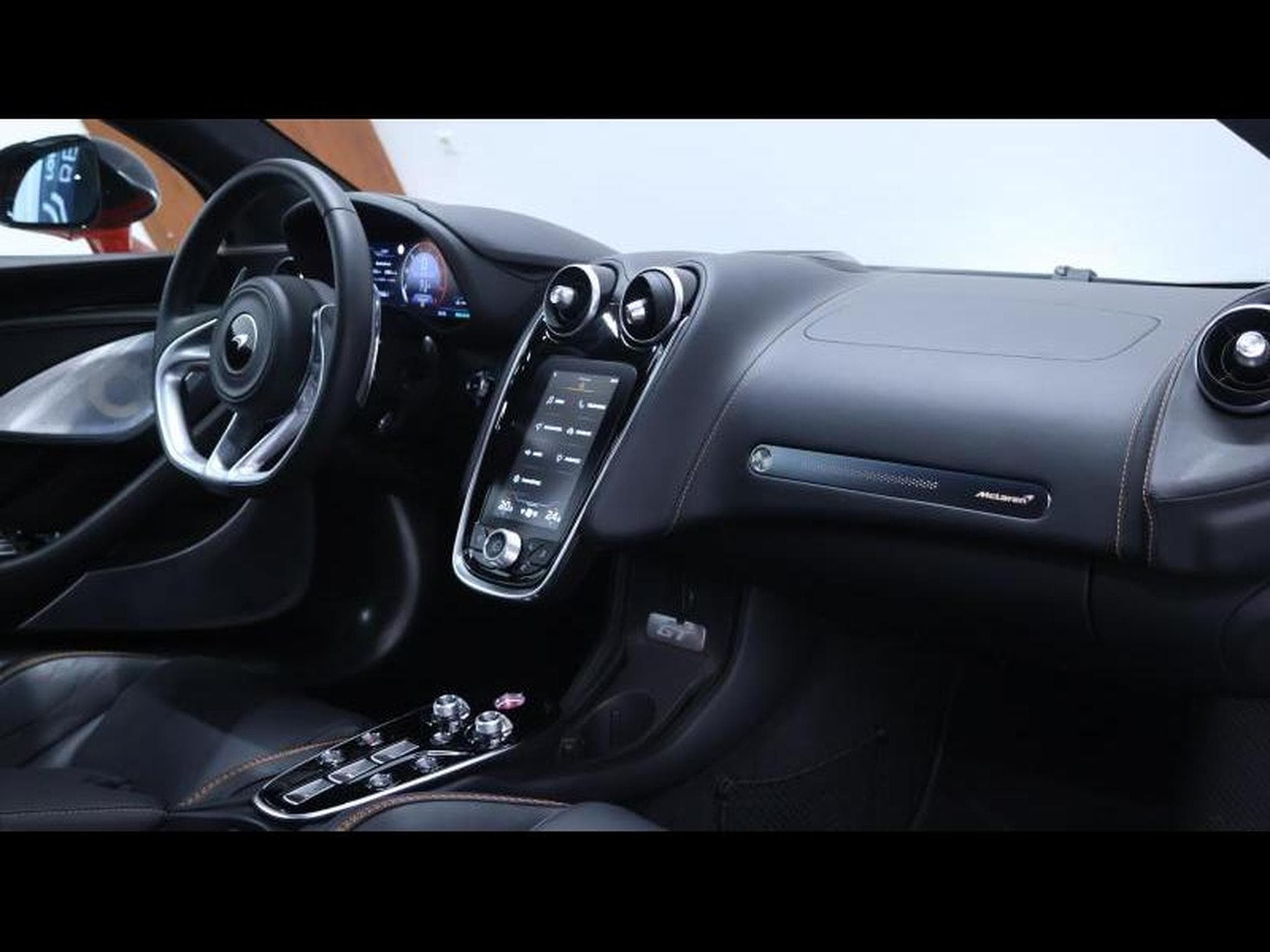 McLaren AMG GT 4.0 V8 620ch Coupé (2022) - Photo 32