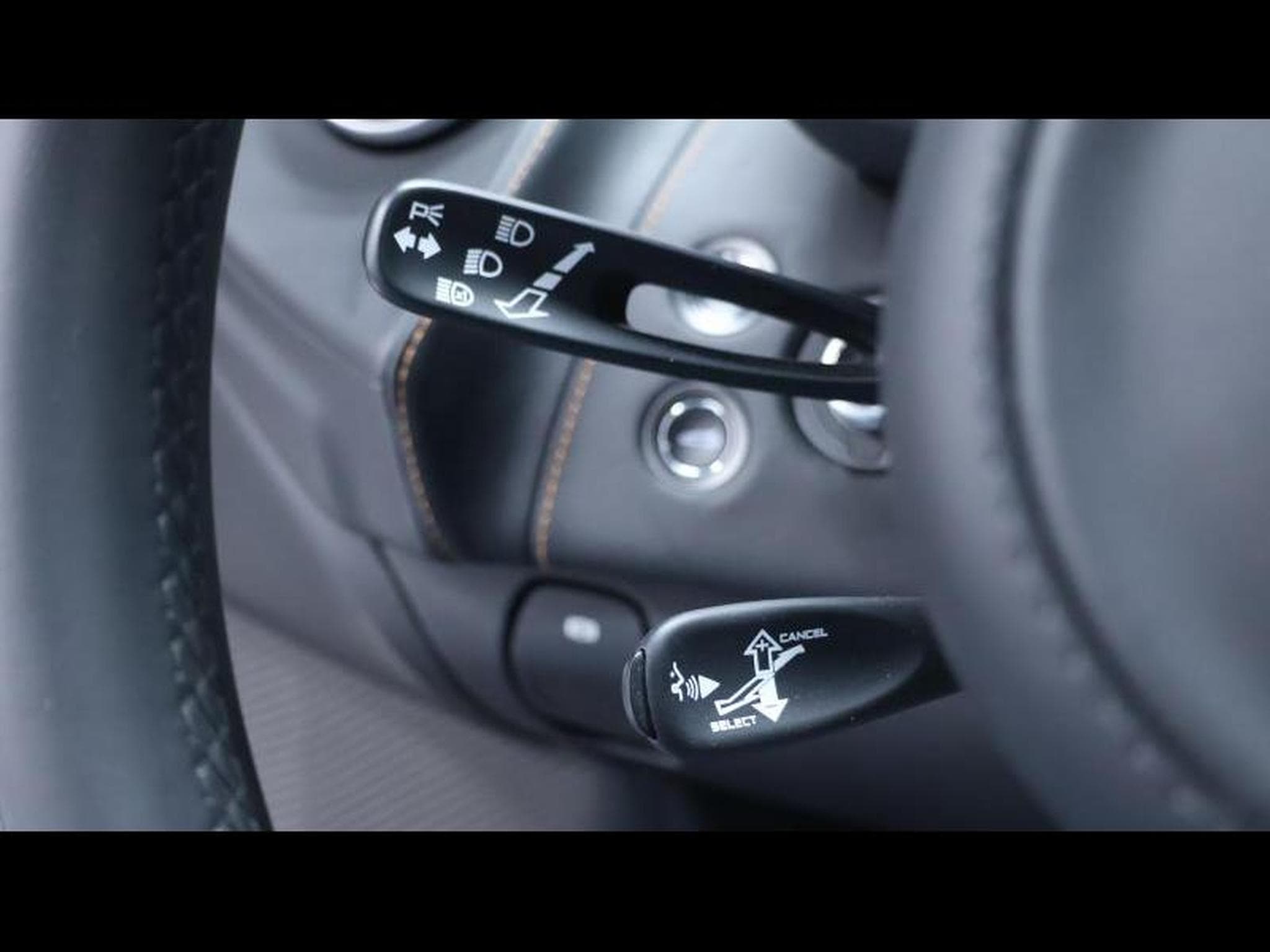 McLaren AMG GT 4.0 V8 620ch Coupé (2022) - Photo 34