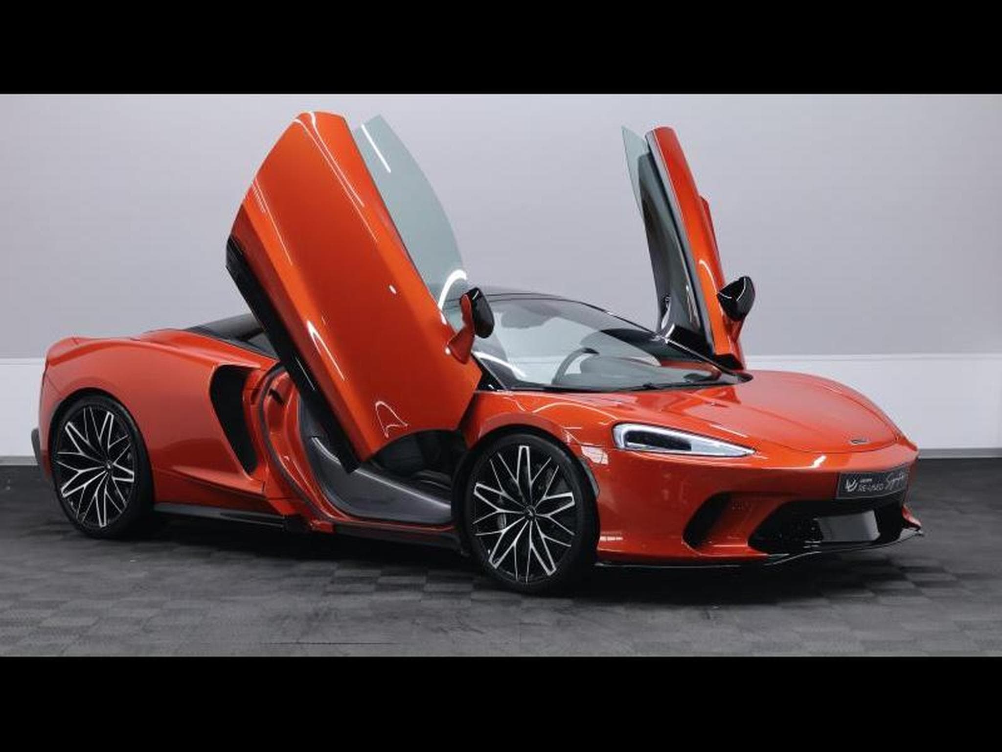 McLaren AMG GT 4.0 V8 620ch Coupé (2022) - Photo 9
