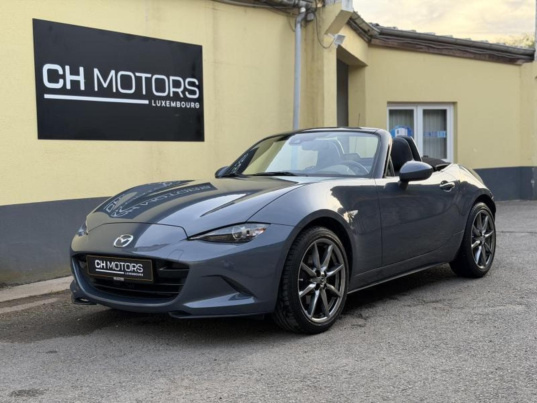 Mazda MX-5 SKYACTIV-G 184 hp (2021) - Photo 1