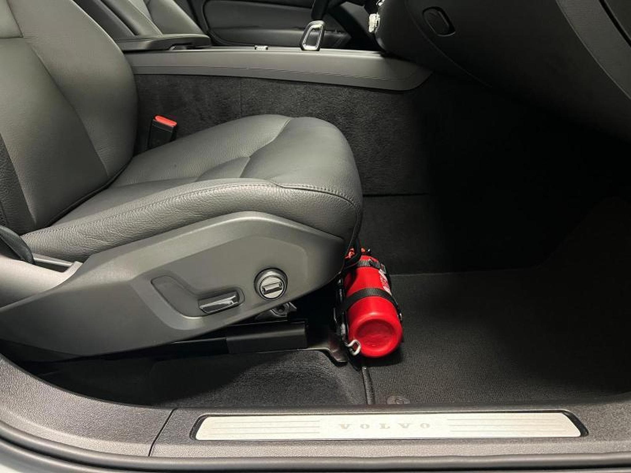 Volvo XC60 Core (2025) - Foto 16