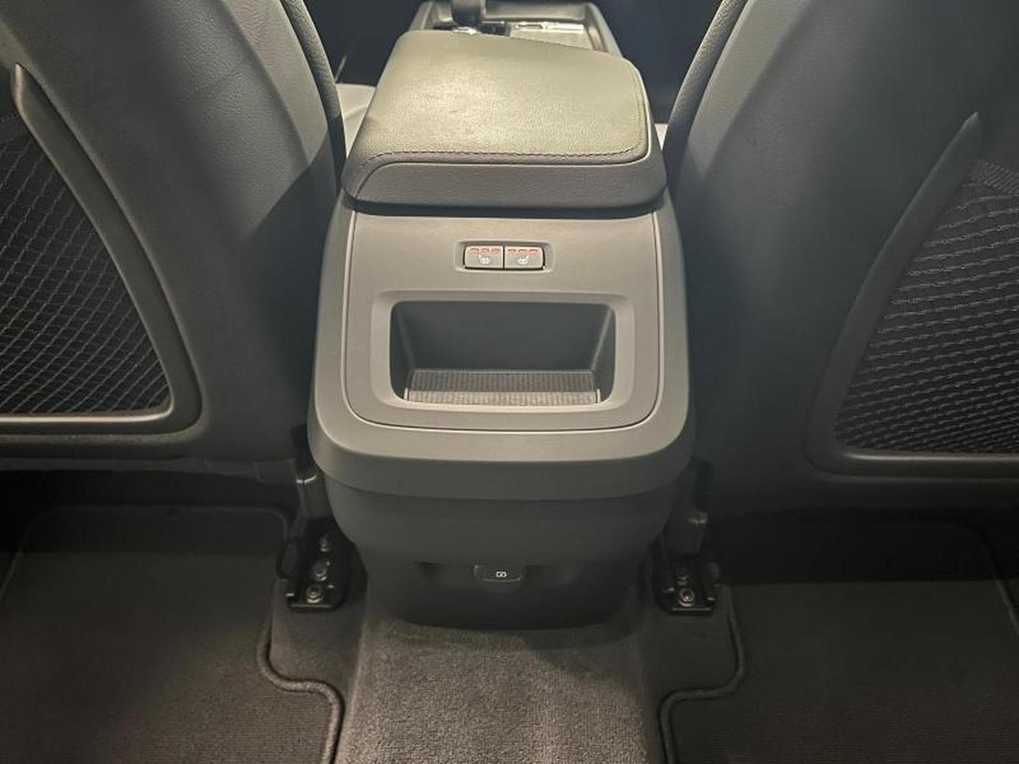 Volvo XC60 Core (2025) - Foto 20