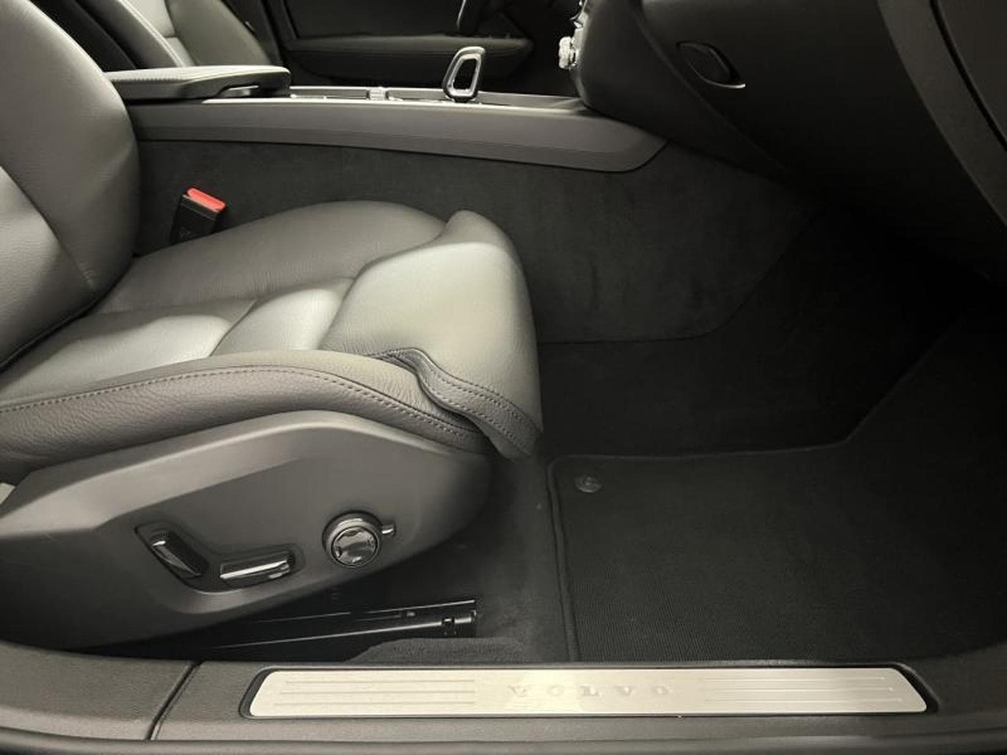 Volvo V60 Plus Dark (2025) - Foto 15