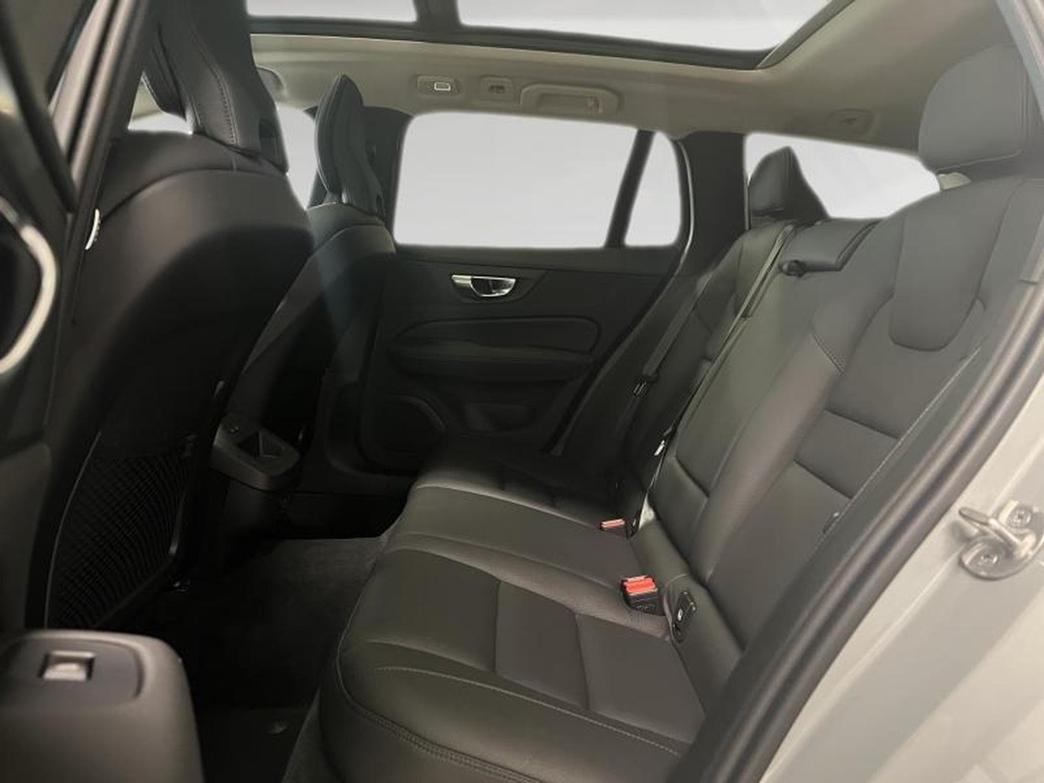 Volvo V60 Plus Dark (2025) - Foto 19